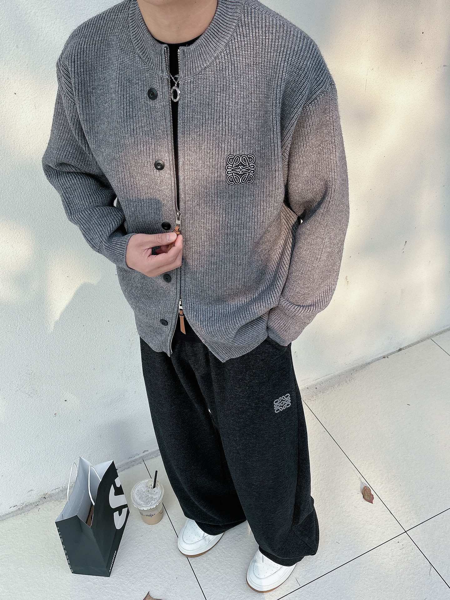 罗意威新款拉链开衫老钱毛衣，上身舒适，不挑身材 男女同款，秋冬毛衣，是今年最好看的情侣装，秋冬必备百搭不