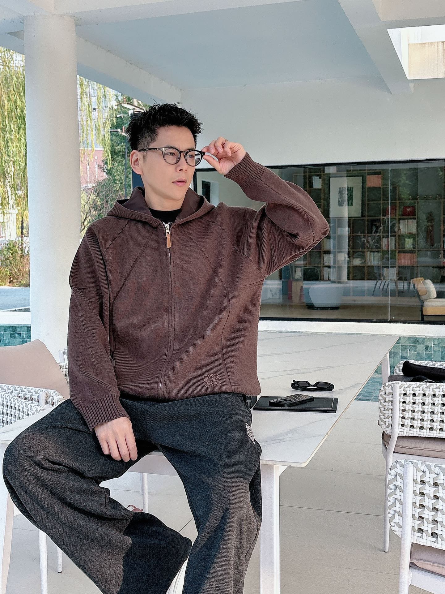 罗意威新款拉链开衫老钱毛衣，上身舒适，不挑身材 男女同款，秋冬毛衣，是今年最好看的情侣装，秋冬必备百搭不