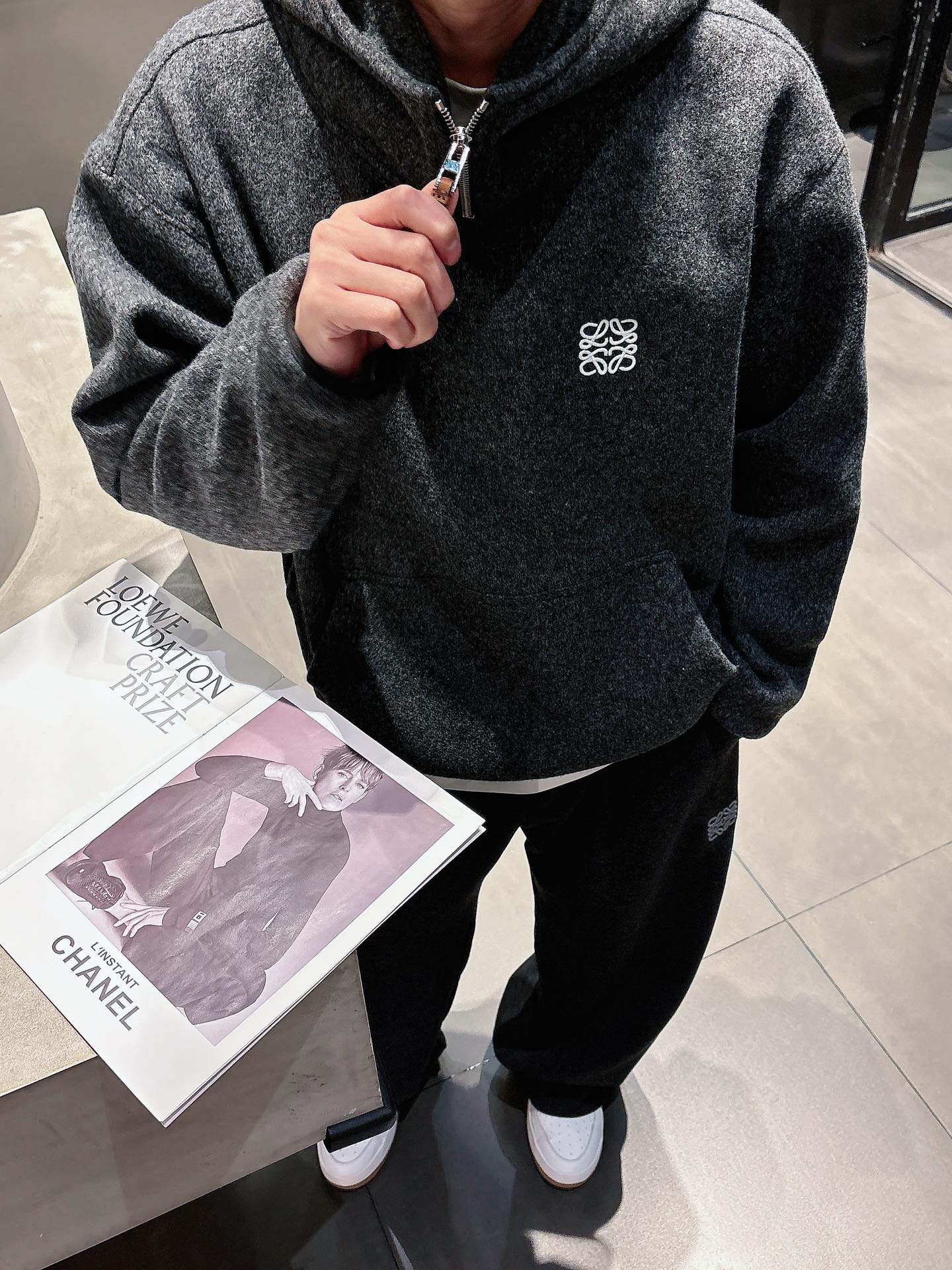 罗意威新款拉链帽款羊毛卫衣，上身舒适，不挑身材 男女同款，秋冬毛衣，是今年最好看的情侣装，秋冬必备百搭不