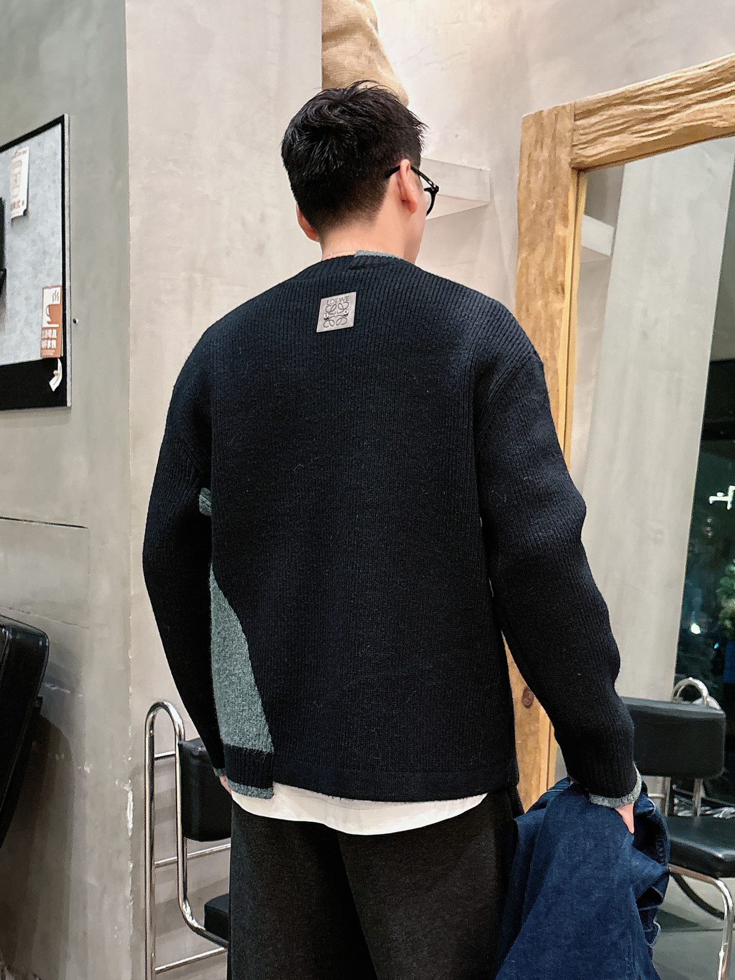 罗意威新款毛衣，上身舒适，不挑身材 男女同款，秋冬毛衣，是今年最好看的情侣装，秋冬必备百搭不出错，洋气又