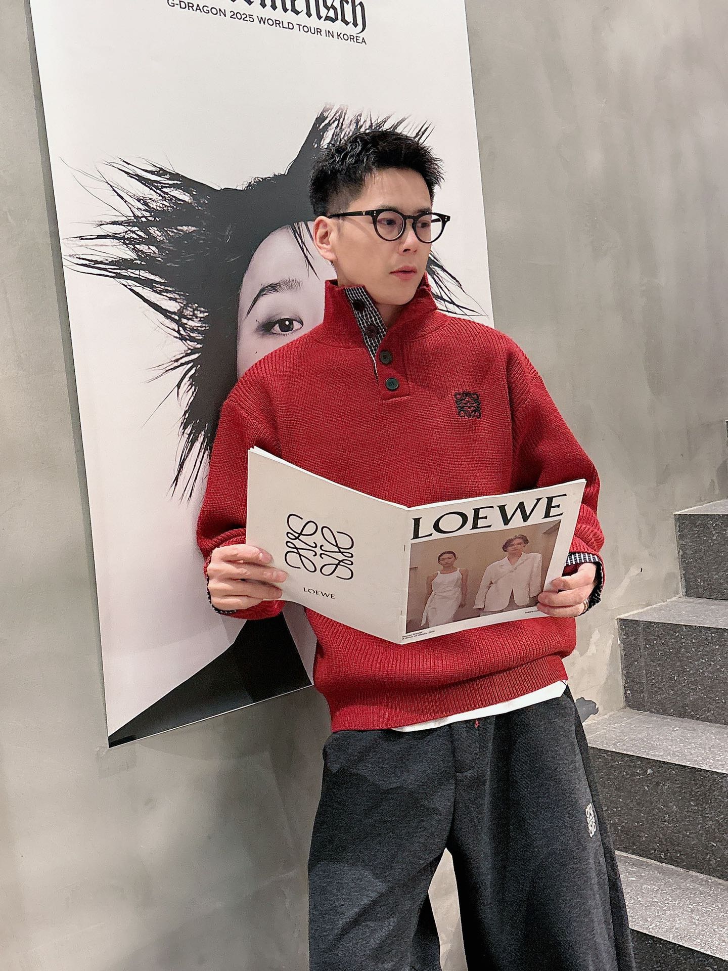 罗意威新款新年红假两件毛衣，上身舒适，不挑身材 男女同款，秋冬毛衣，是今年最好看的情侣装，秋冬必备百搭不