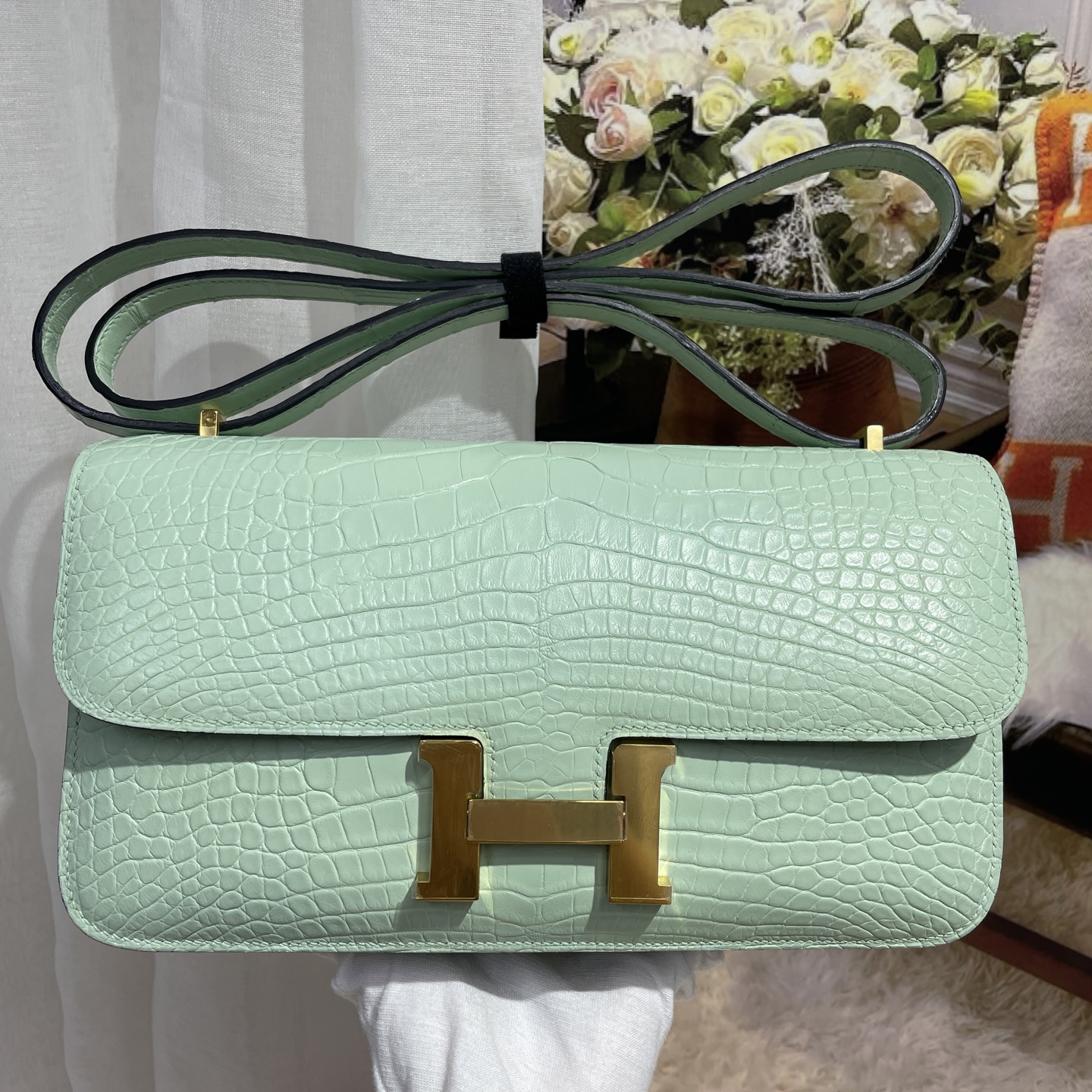 NO:763918,New arrivals Kangkang 26 mint green/gold buckle Constance original hc American matte crocodile skin with imported sheepskin lining top hand-stitched wax thread all steel hardware, Hermes, hermes, sheepskin, crocodile skin, Hermes,19860909新出现货康康26 薄荷绿/金扣 Constance 原厂hc美洲雾面鳄鱼皮 内里配进口羊皮 顶级手缝蜡线 全钢五金,爱马仕,hermes,sheepskin,crocodile skin,Hermes,,Bag
