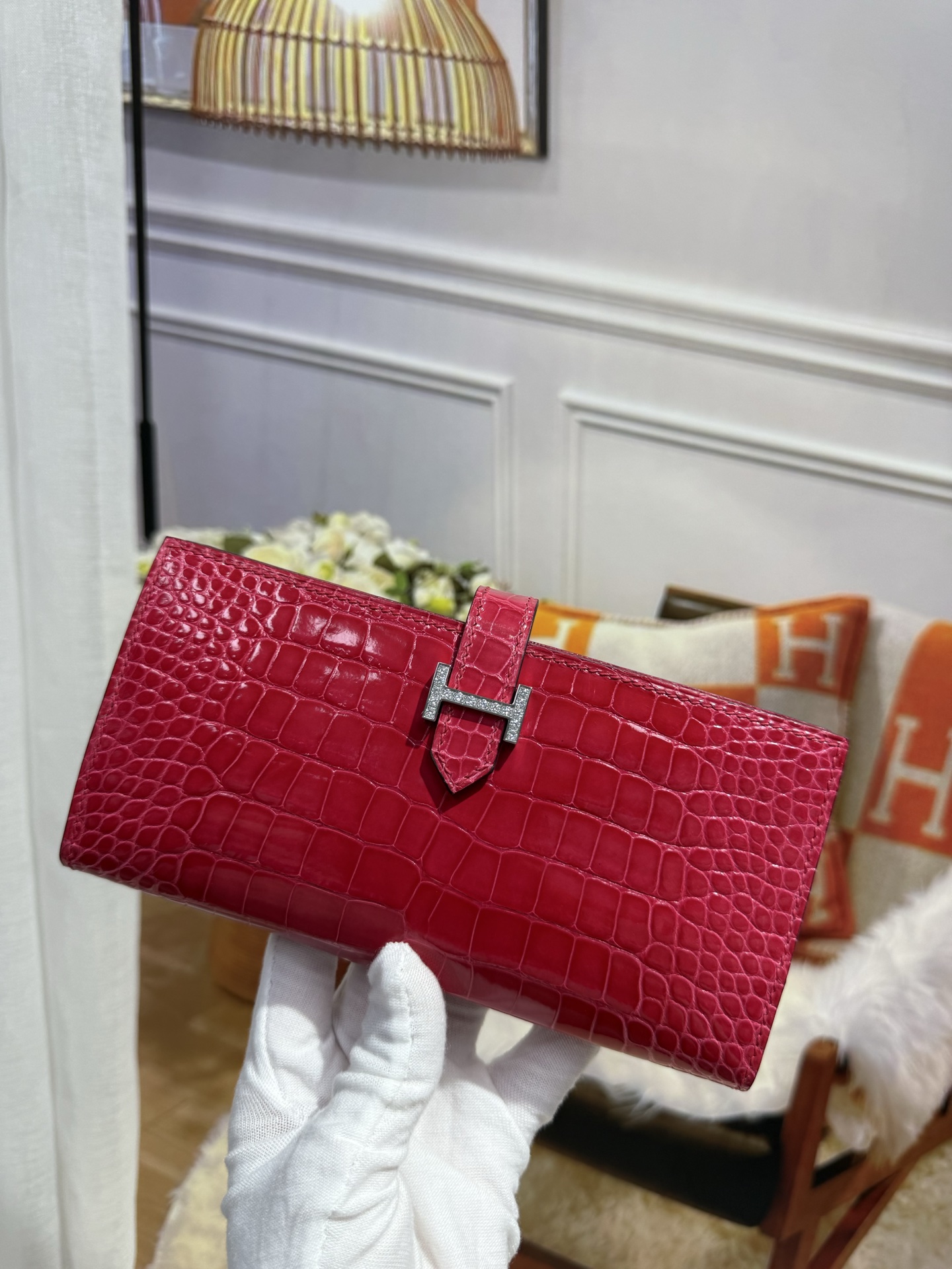 NO:700028,Bearn's more classic wallet, American square glossy crocodile skin, unisex, large capacity, super practical, rare animal skin cabinet is also a very rare product, sheepskin lining, waxed wire pure steel hardware [love], Hermes, hermes, wallets, sheepskin, crocodile skin, Hermes,19860909H家bearn比较经典的钱包,美洲方块亮面鳄鱼皮男女通用的一款, 大容量,超级实用,稀有动物皮柜柜里面也是非常难得的品,内里羊皮,蜡线纯钢五金[爱心],爱马仕,hermes,wallets,sheepskin,crocodile skin,Hermes,,Bag