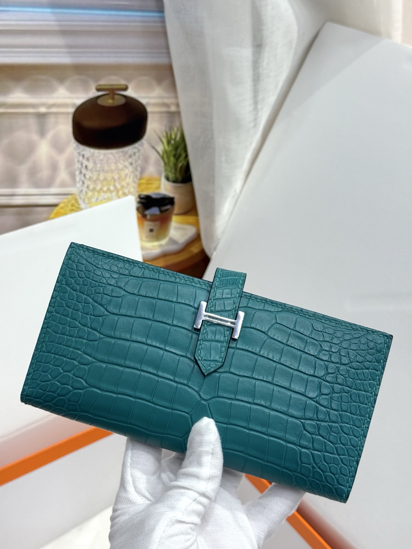 NO:700032,Bearn's classic wallet from H family, a unisex one, large capacity, super practical, rare animal skin cabinet inside is also a very rare product, sheepskin lining, waxed wire pure steel hardware [love], Hermes, hermes, wallets, sheepskin, Hermes,19860909H家bearn比较经典的钱包,男女通用的一款, 大容量,超级实用,稀有动物皮柜柜里面也是非常难得的品,内里羊皮,蜡线纯钢五金[爱心],爱马仕,hermes,wallets,sheepskin,Hermes,,Bag