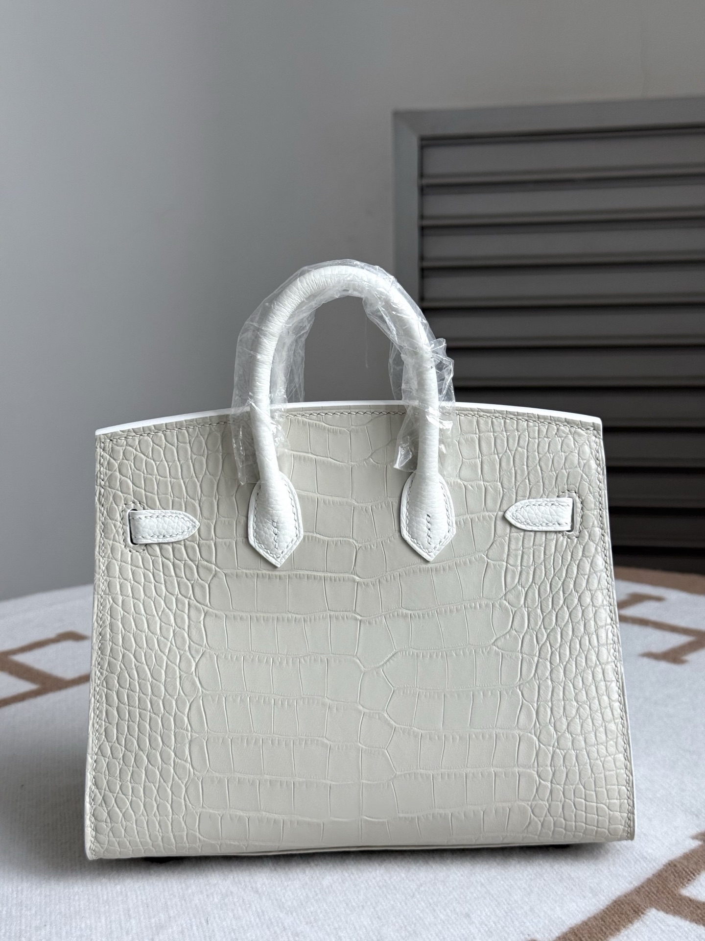 Hermes Birkin White crocodile 20cm everyday