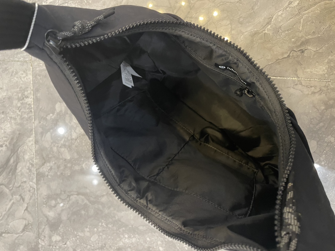 this bag effortlessly accommodates daily essentials for both - Comprehensive 7