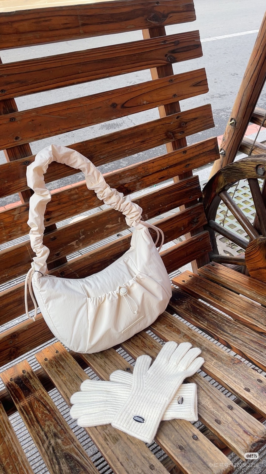 Valentino Luxury Designer Handbag Shoulder Crossbody Bag crafted in 6