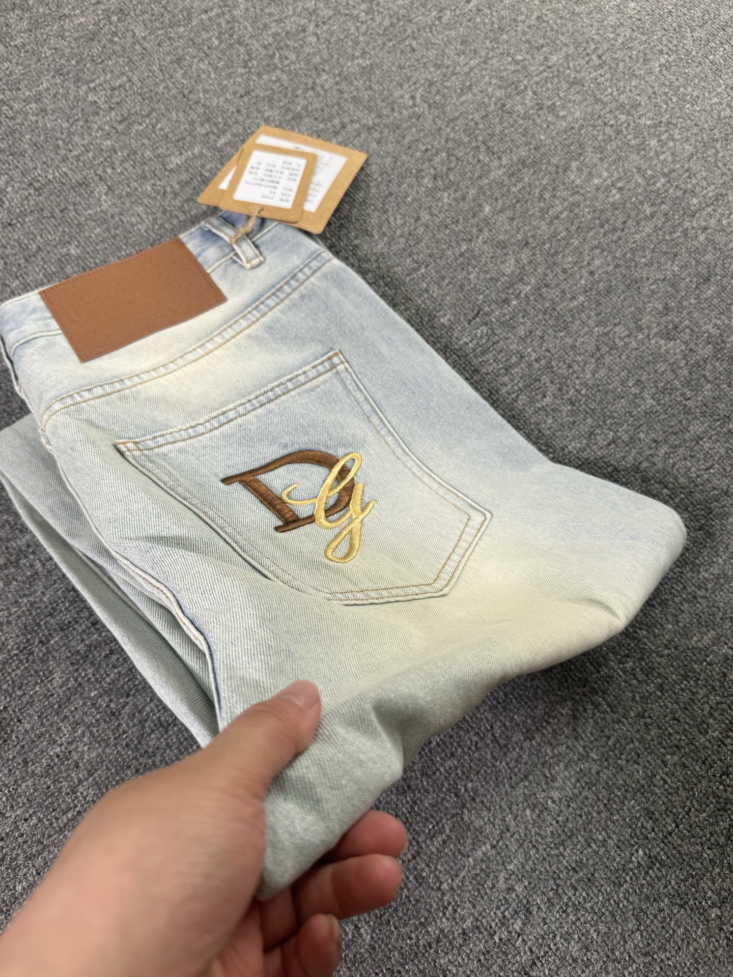  细节fdw
