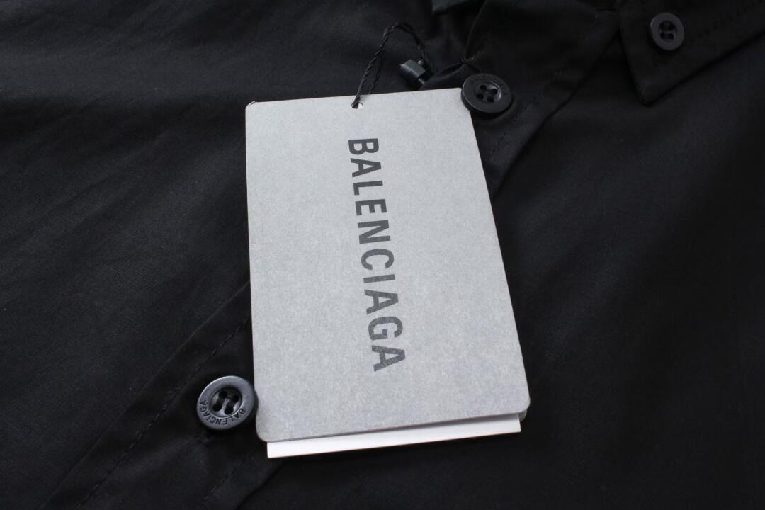 Balenciaga模糊容解可乐直喷印花短袖衬衫・快適な着心地