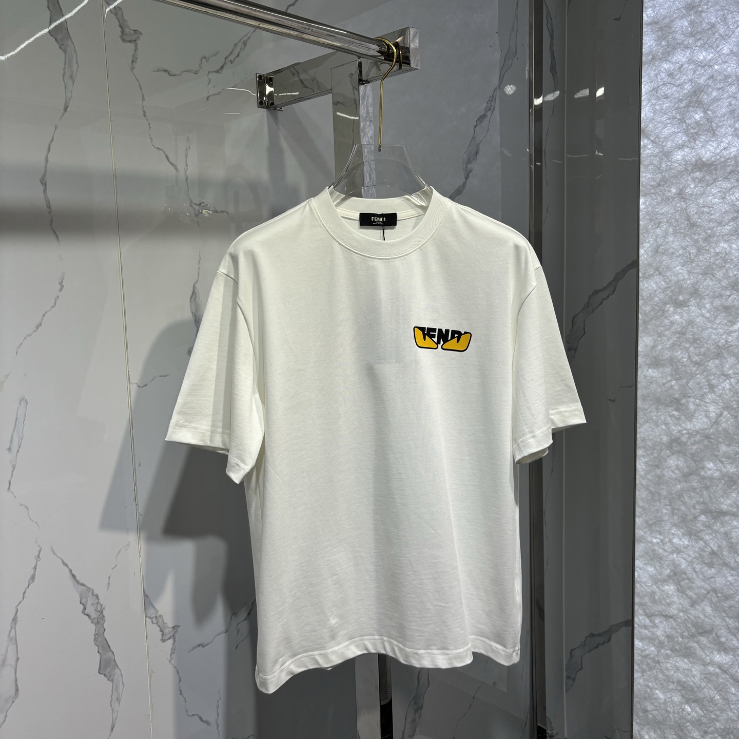 NO:128936,Fen*i little monster eye foaming process Color black white Number m-XXL, fendi, alexander wang19860909Fen*i小怪兽眼睛发泡工艺 颜色黑色 白色 码数m-XXL,,fendi,alexander wang,Men's clothing