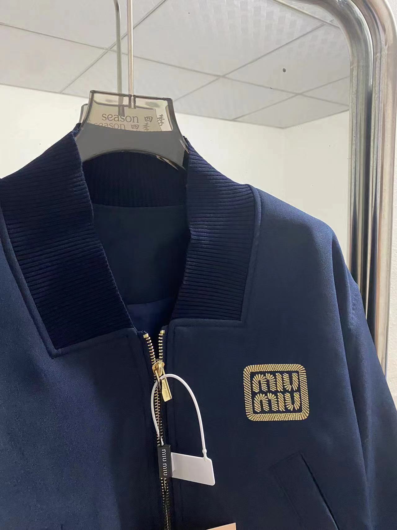 路易威登 Louis Vuitton 高定典藏名品高定成衣时装外套连衣裙衬衫T恤 #5A66403B 3