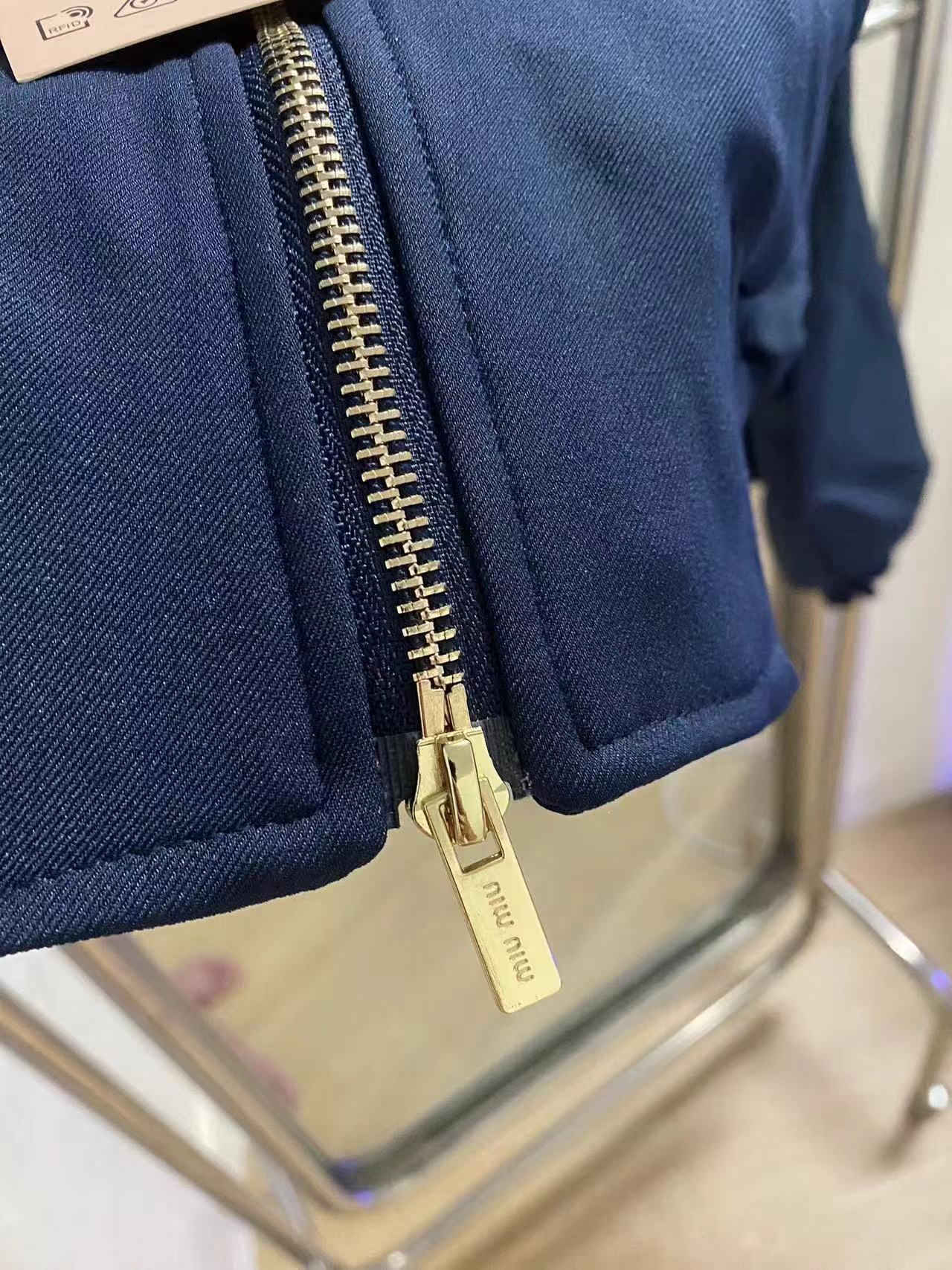 路易威登 Louis Vuitton 高定典藏名品高定成衣时装外套连衣裙衬衫T恤 #5A66403B 7