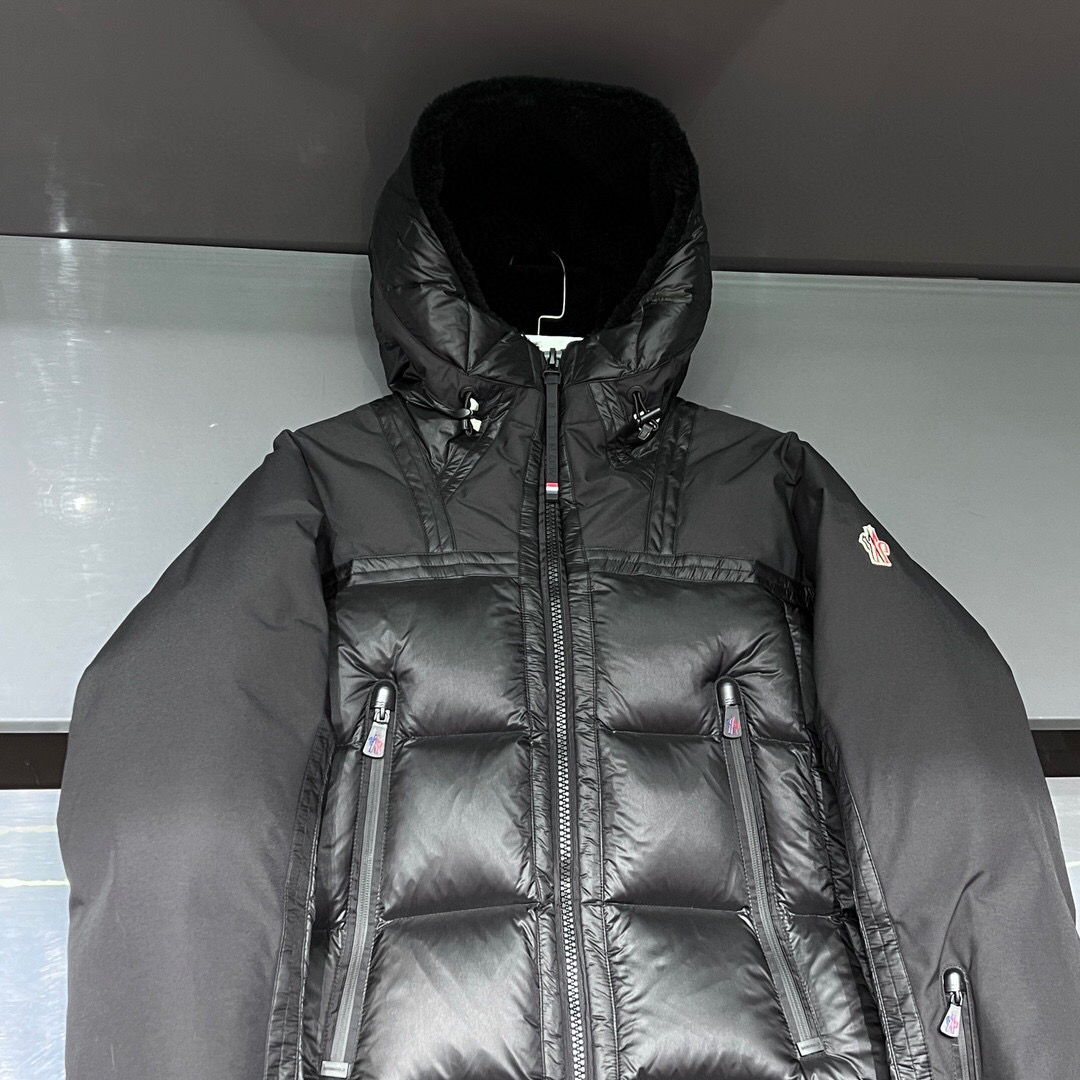 【新品】原单‼️ ‼️ 柜台2.2W高端户外滑雪服 不满意包退！ Mon家族纵横款滑雪服亮相发售.代工厂