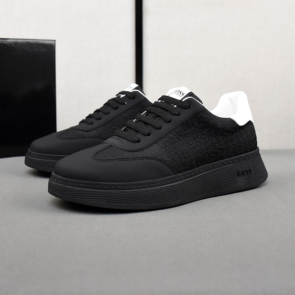 NO:605056,P BOSS's latest casual men's shoes, popular casual and fashion style, simple and elegant style, made of imported embroidered suede nubuck leather, sheepskin lining, original wear-resistant TR outsole, multiple colors available, code number 38-44 (45 can be customized), sheepskin19860909P BOSS最新款休闲男鞋 休闲时尚爆款 版型简洁大气 面料采用进口绣花绒面磨砂皮 羊皮内里,原版耐磨TR大底,多色可选,码数38-44（45可定做）,,sheepskin,Men's shoes