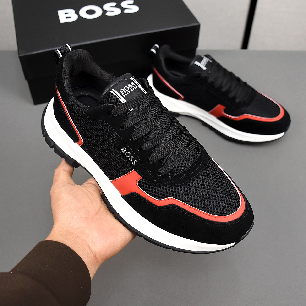 NO:272154,PBOSS boutique series. The upper is made of reverse fur and imported breathable mesh, delicate mesh inner lining, ultra-light soft and elastic PU outsole. Men's model 38-44 (customized for 45) (just select according to the number of wear).,19860909PBOSS精品系列.鞋面采用反毛皮配进口透气网料,细腻网布内里,超轻软弹PU大底.男款38-44（45定做）（按平时穿着码数选择即可）.,,Men's shoes