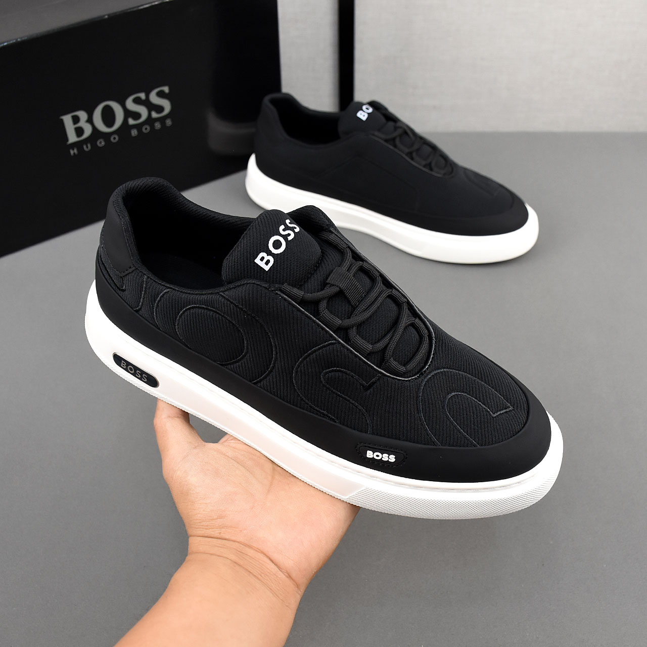 NO:272166,PBOSS breathable small cloth shoes, the upper is made of comfortable and breathable fabric, and ultra-light rubber foamed outsole. Men's model 38-44.,19860909PBOSS透气小布鞋,鞋面采用舒适透气布料,超轻橡胶发泡大底.男款38-44.,,Men's shoes