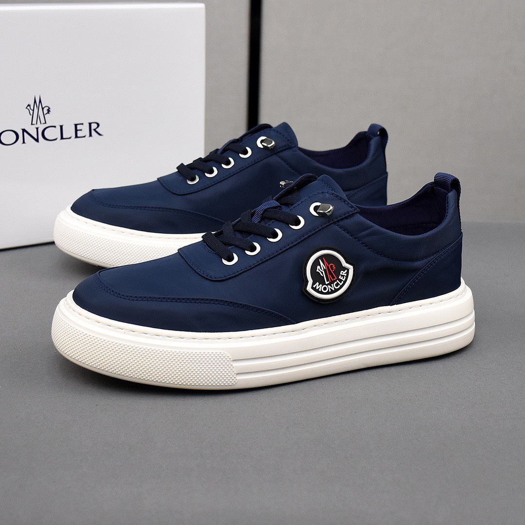 NO:276373,PMoncler [blind] breathable small cloth shoes, the upper is made of comfortable and breathable fabric, ultra-light soft rubber outsole. Men's model 38-44.,,christian louboutin,Moncler19860909PMoncler【蒙口】透气小布鞋,鞋面采用舒适透气布料,超轻软橡胶大底.男款38-44.,,christian louboutin,Moncler,Men's shoes