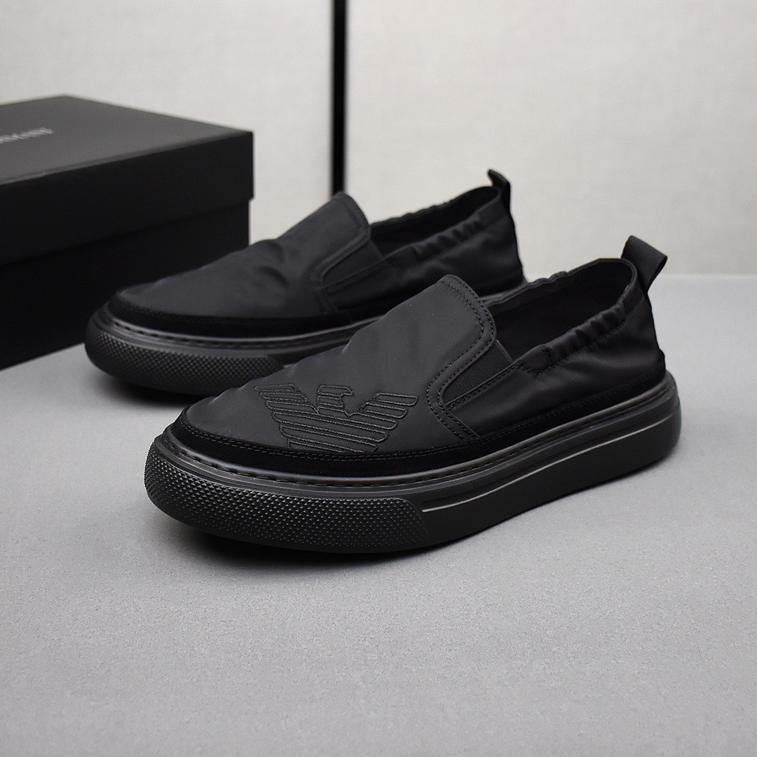 NO:274019,PArmani【Armani】Breathable small cloth shoes, the upper is made of comfortable and breathable fabric, ultra-light rubber foamed sole. Men's model 38-44.,,armani,armani19860909PArmani【阿玛尼】透气小布鞋,鞋面采用舒适透气布料,超轻橡胶发泡大底.男款38-44.,,armani,armani,Men's shoes