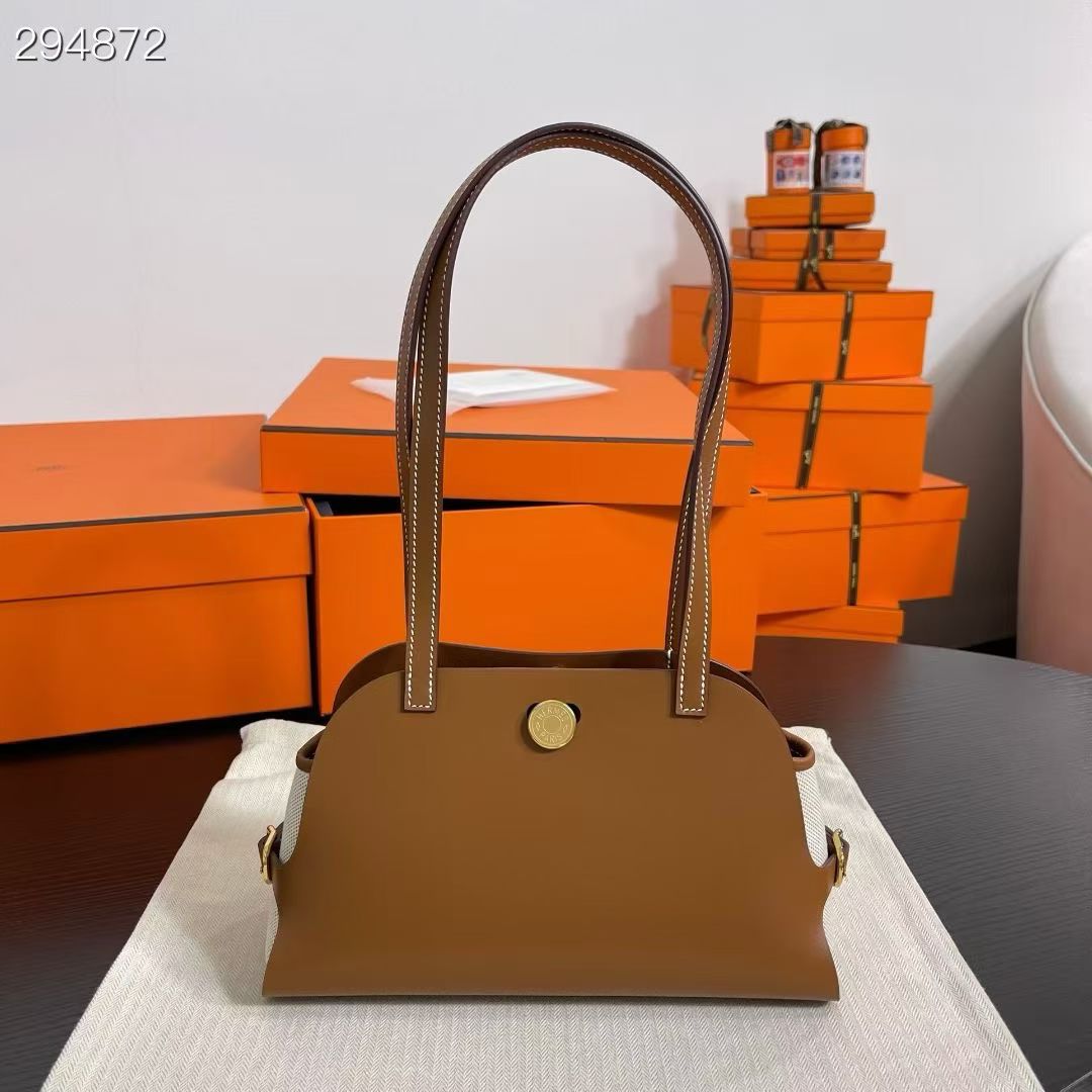 NO:879412,H's new bag - Tablier Sellier gold bell silver buckle in stock Hunter cowhide size 26*16*9, Hermes, hermes, cowhide, Hermes,19860909H家新包- Tablier Sellier 金钟金扣 银扣 现货 Hunter牛皮 尺寸26*16*9,爱马仕,hermes,cowhide,Hermes,,Bag