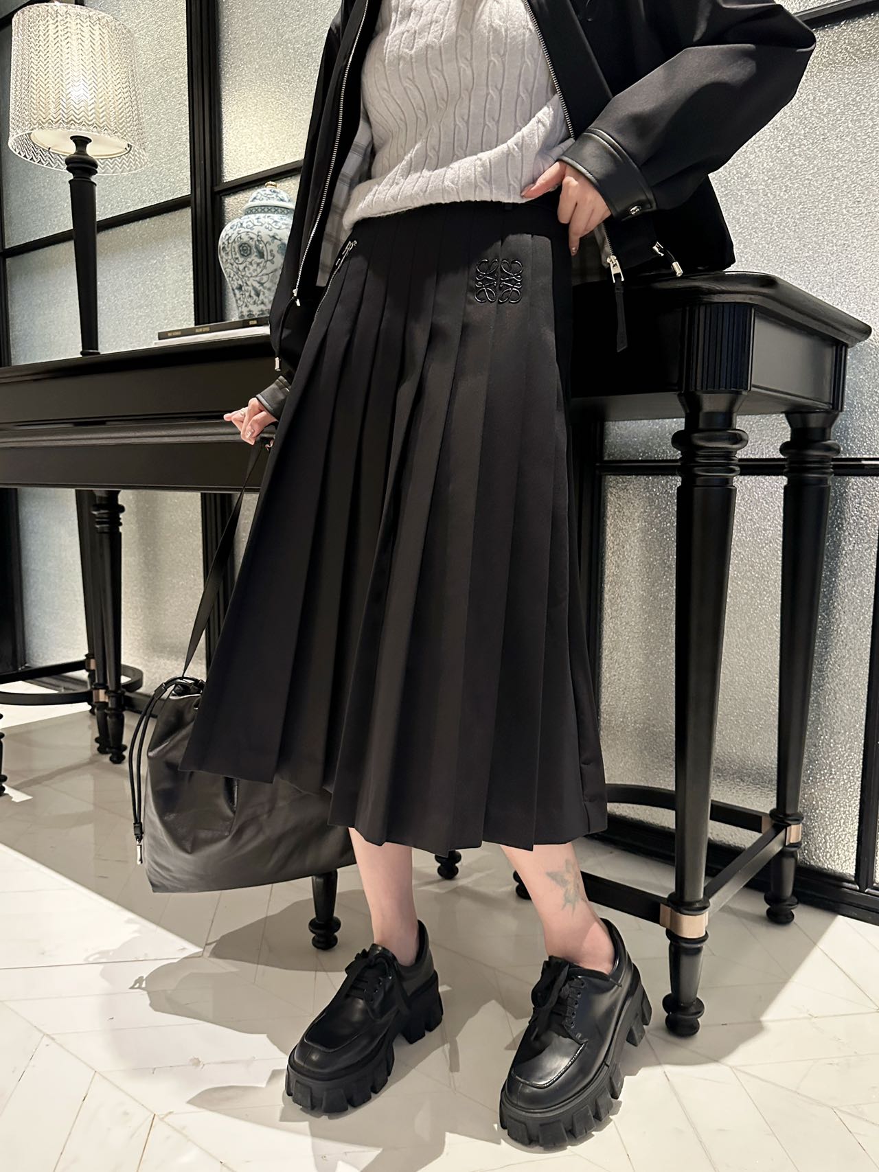 로에베 여성 스커트 FW 50334