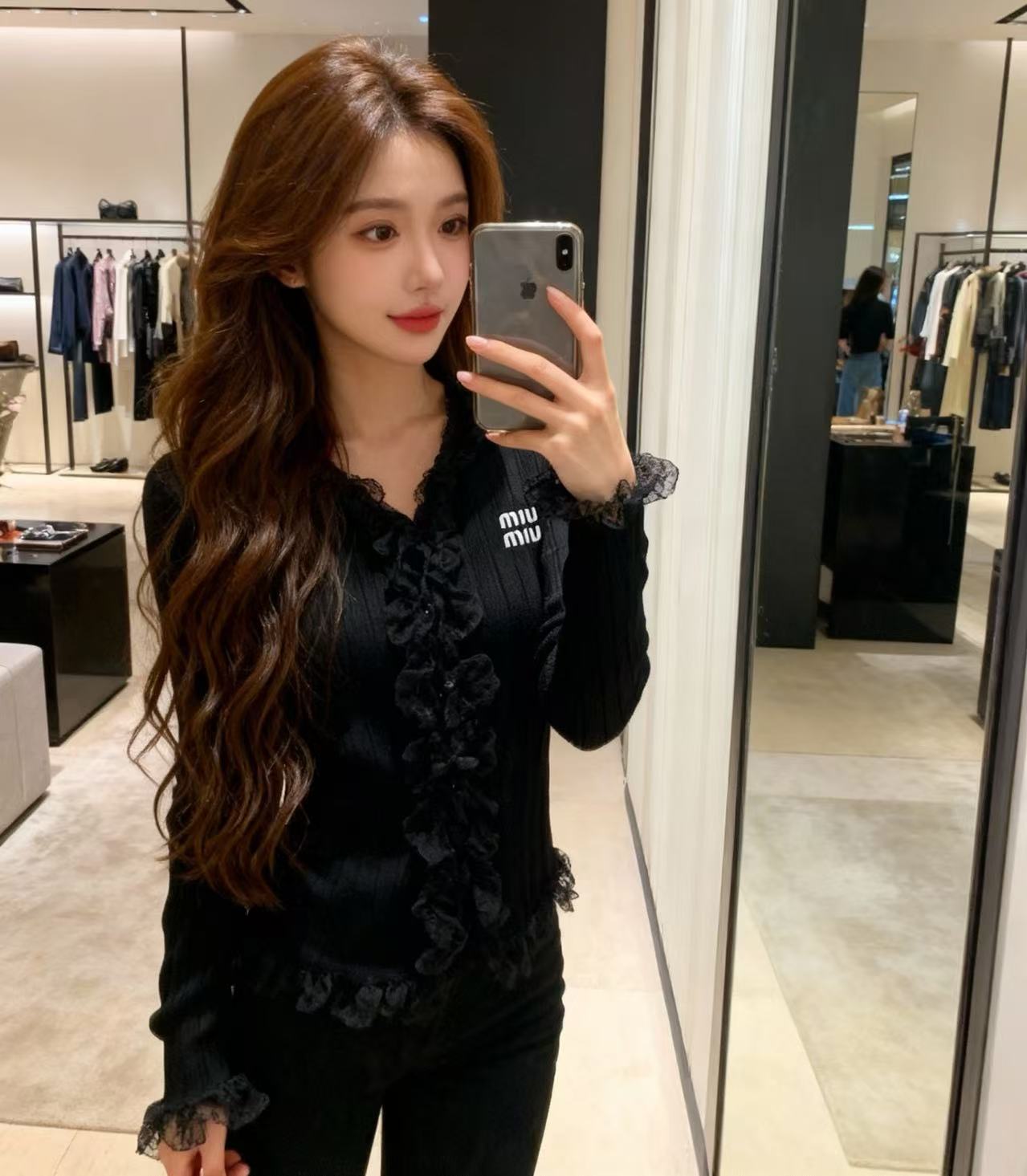 미우미우 여성 가디건 101467 Miu Miu Cardigan