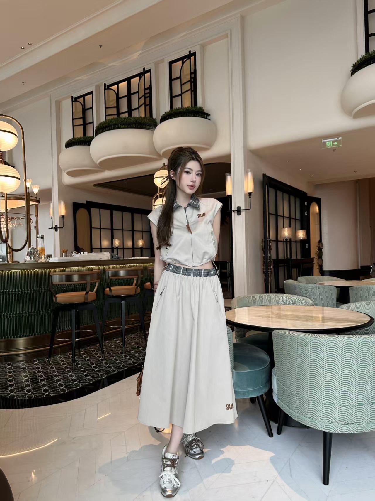 미우미우 여성 세트 101357 Miu Miu Set