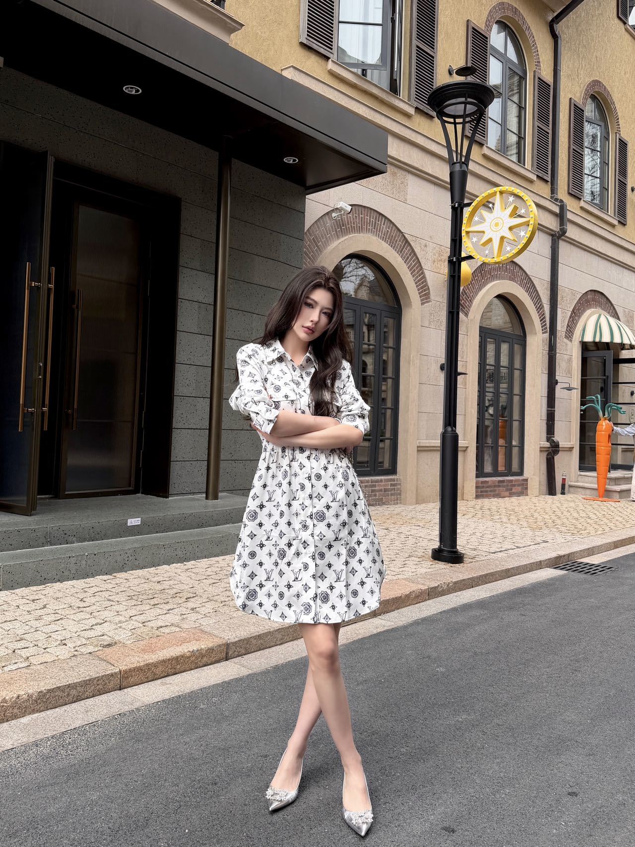 루이비통 여성 2026SS 폴로 카라 원피스 레플리카 24774 Louis Vuitton Women Dress