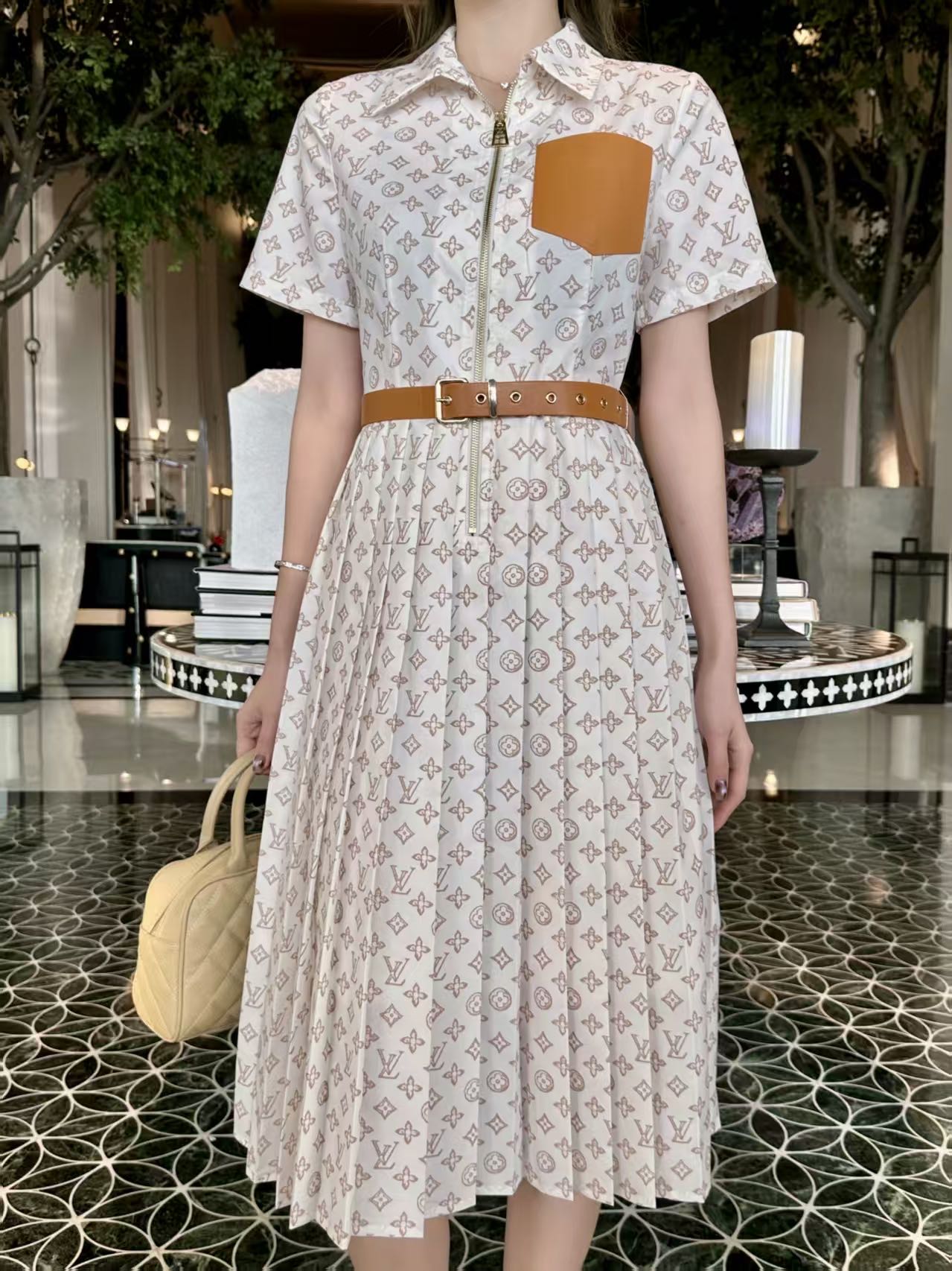 루이비통 여성 폴로 카라 원피스 레플리카 24811 Louis Vuitton Women Dress