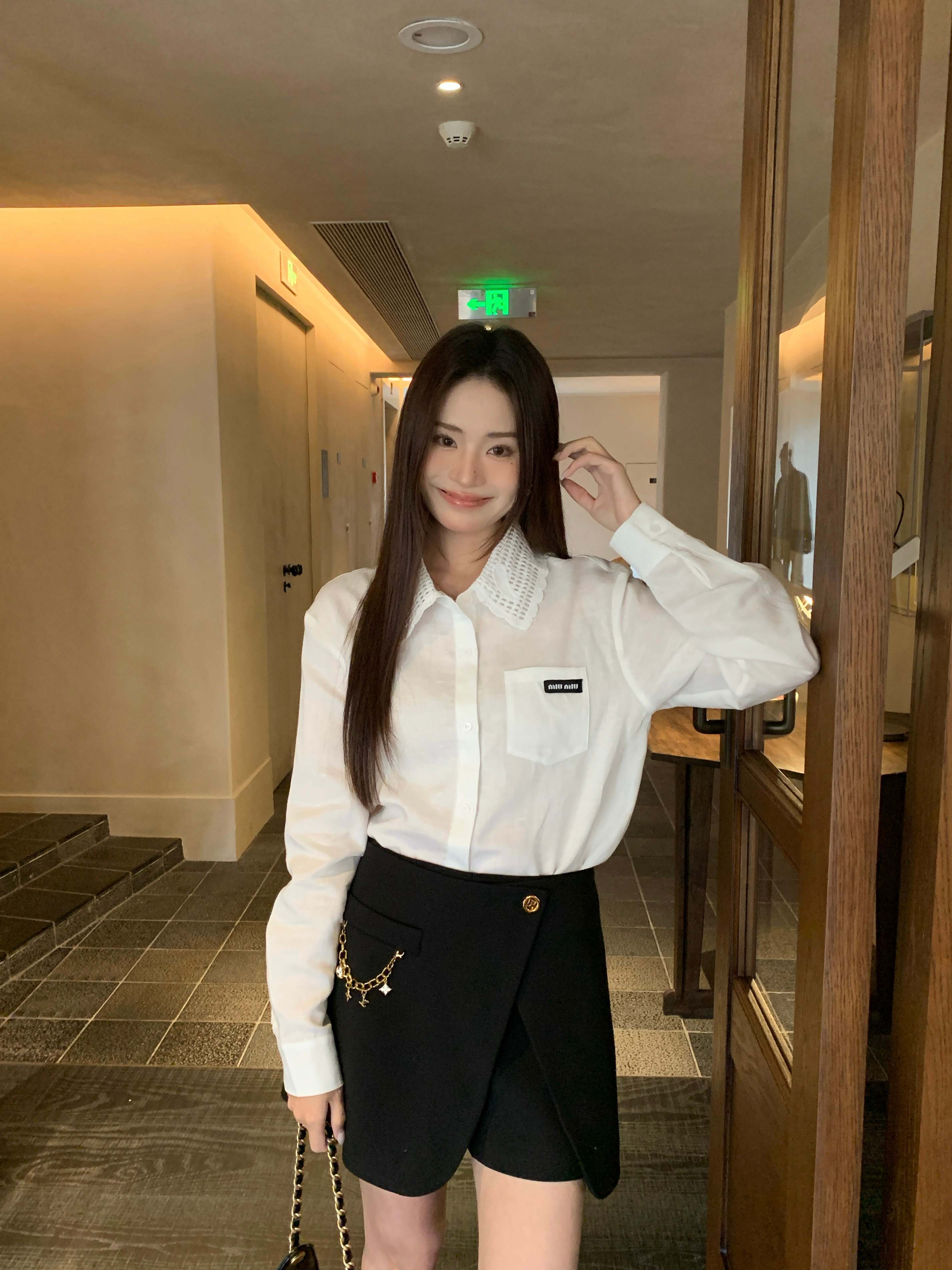 미우미우 레이스 코르셰 린넨 카라 셔츠 상세 이미지 2