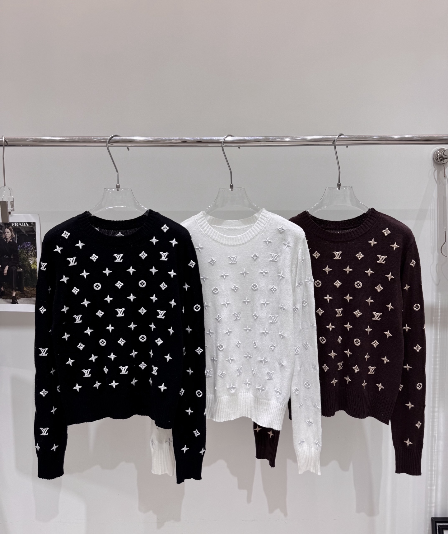 NO:508281,Real photos New LV 3D three-dimensional embroidered embroidered knitted long sleeves, louis vuitton, alexander wang19860909实拍图 新款LV 3D立体浮雕刺绣针织长袖,,louis vuitton,alexander wang,Women's clothing