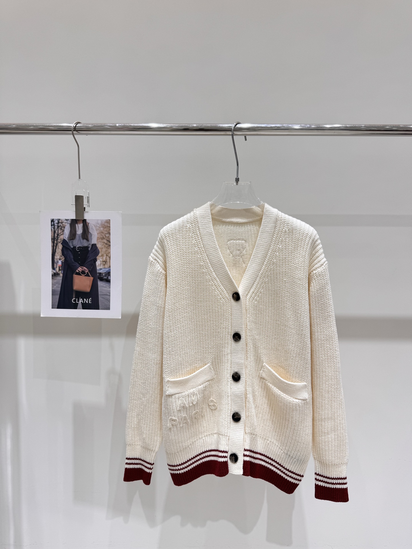 NO:561325,Actual pictures of the new AMI* love text logo embroidered V-neck cardigan,,alexander wang19860909实拍图新款AMI*爱心文字徽标刺绣V领开衫,,alexander wang,Women's clothing