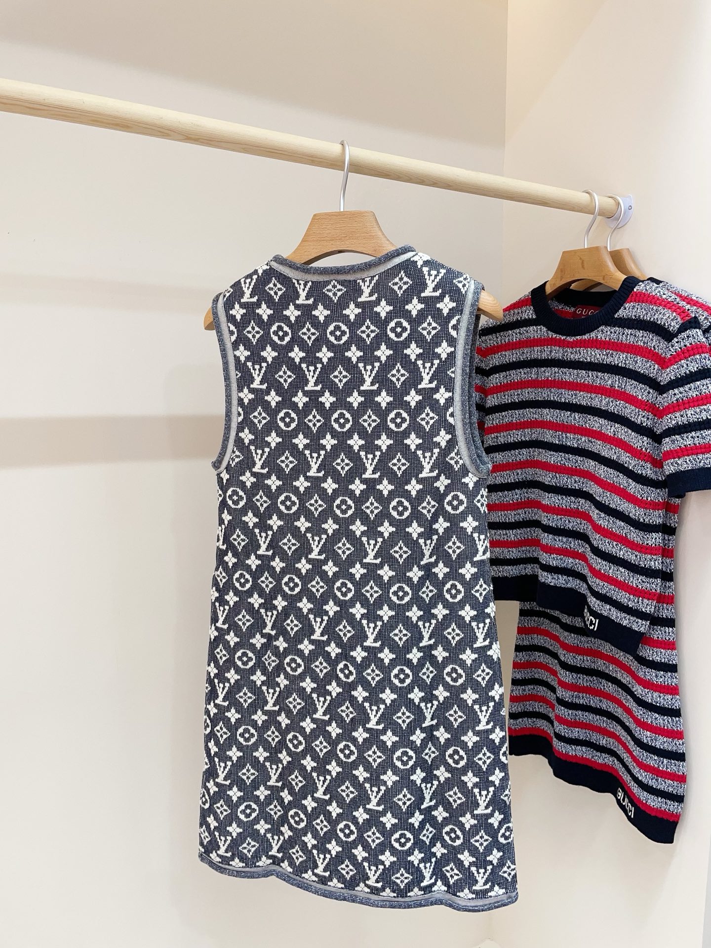 Louis Vuitton Monogram Jacquard Knit Sleeveless Dress, Gray, Summer 2025 6 i1748005630455 9074 0 4