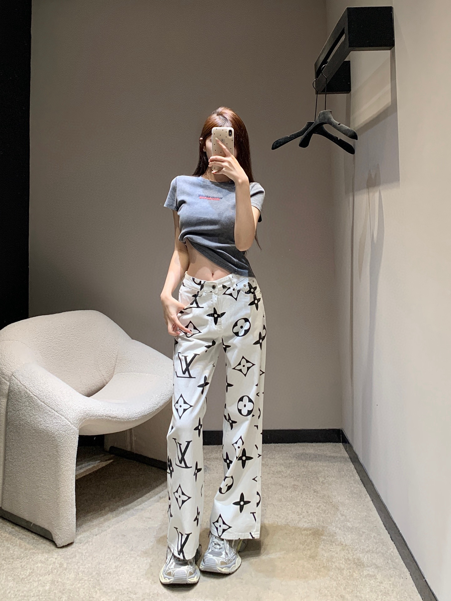 i1745068247674 5551 0 0