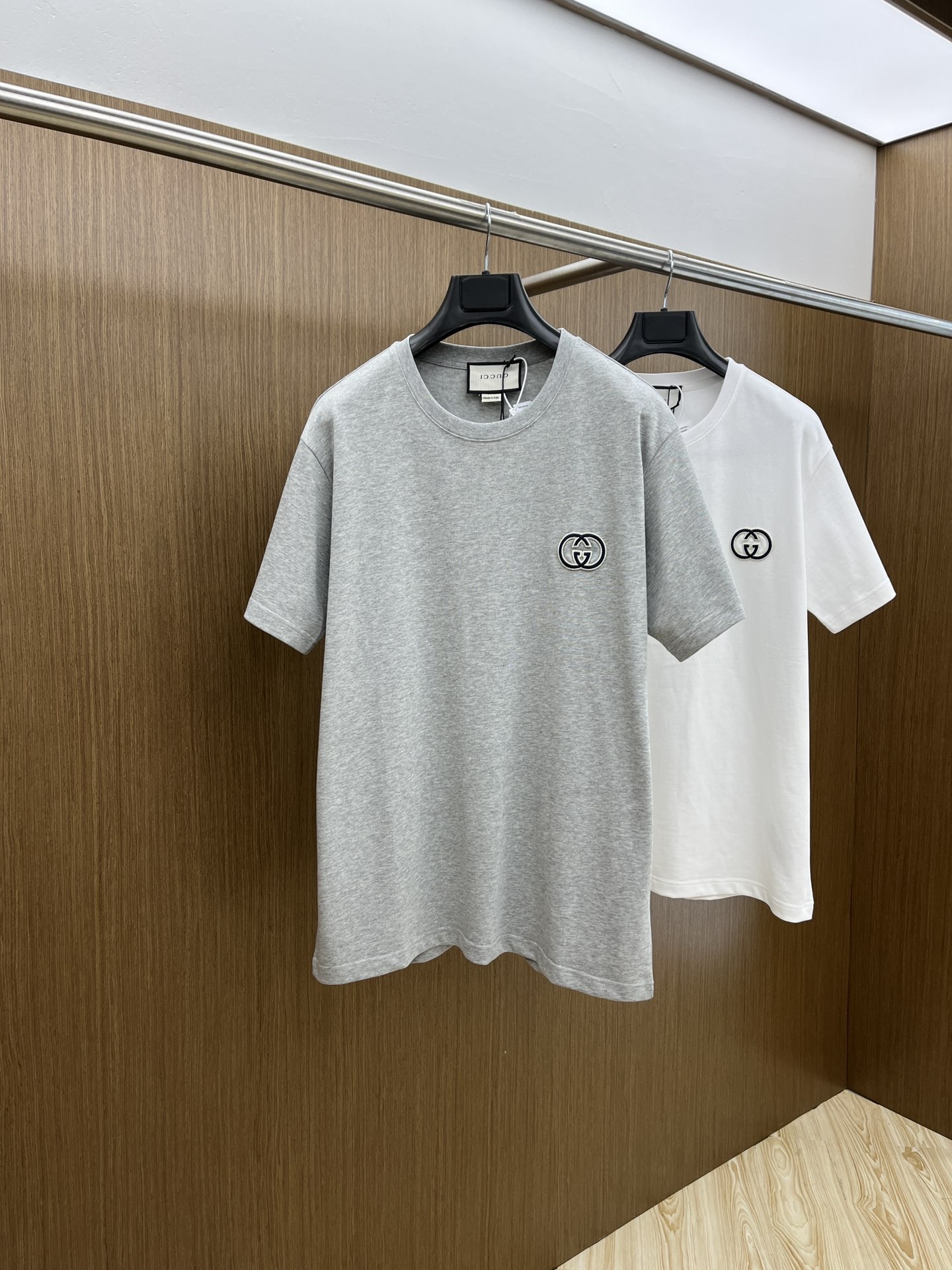 Online China
 Gucci Clothing T-Shirt Black Grey White Embroidery Cotton Spring/Summer Collection Fashion Casual