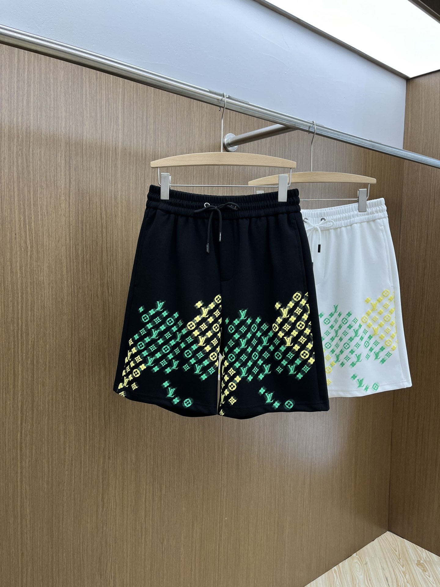 Louis Vuitton Clothing Shorts Spring/Summer Collection Casual