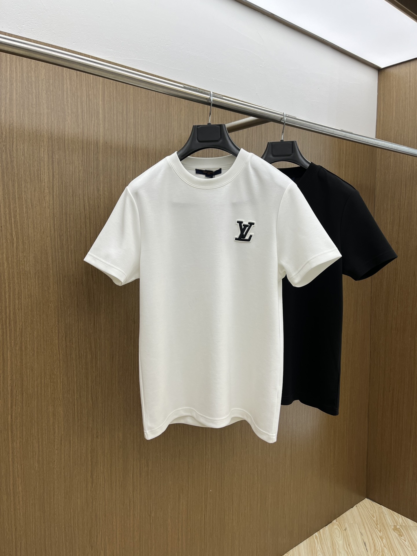 Louis Vuitton Kleidung T-Shirt Baumwolle Herbst/Winter Kollektion Kurzarm