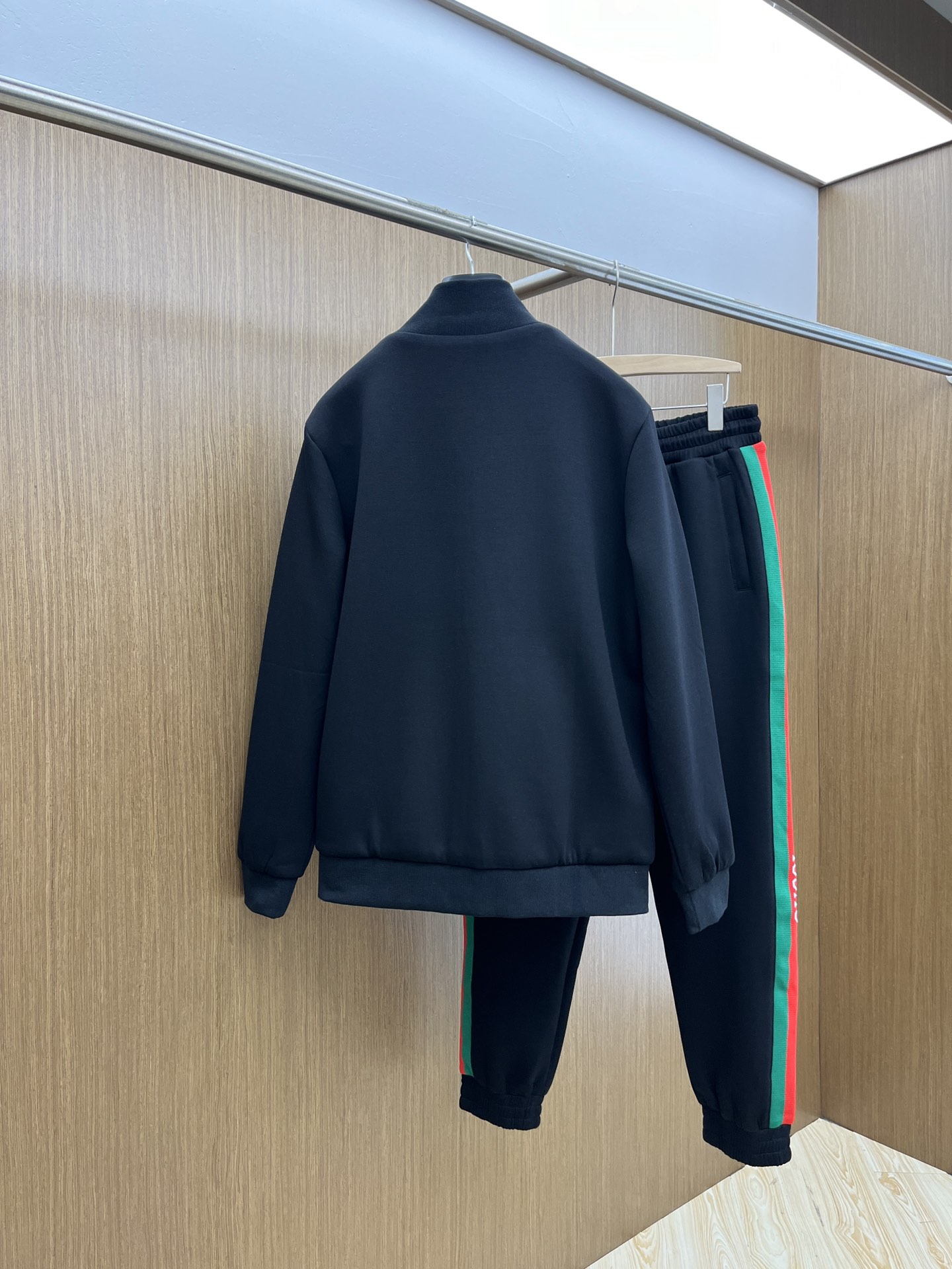 新款 /套 Guc 独家专供 高端独家定制款 秋冬新款专柜同款休闲套装，透气舒适休闲！高级感满满！细节精
