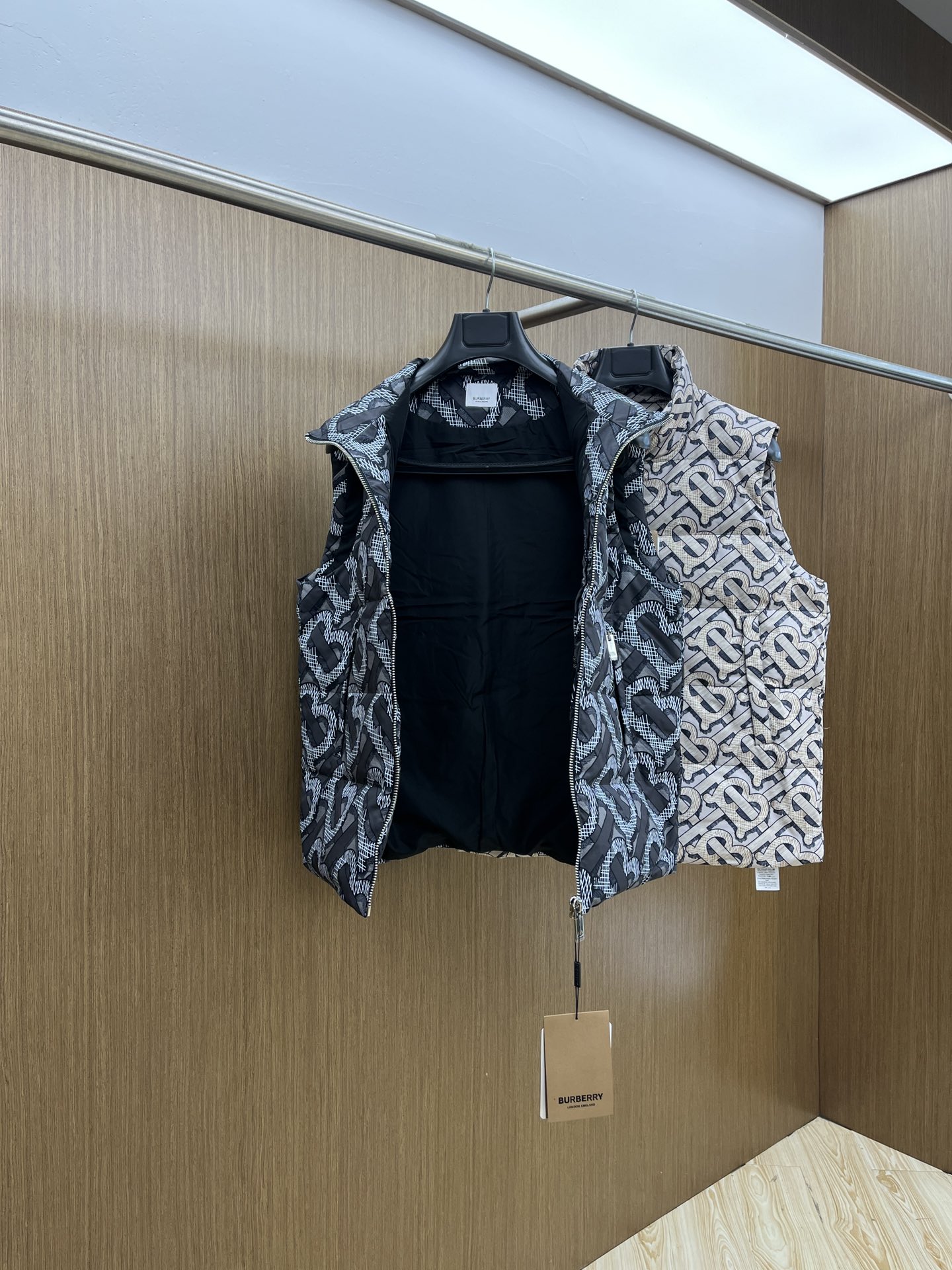 BBR秋冬男士马甲羽绒服贸易公司渠道出品完美品相超值性价比体验秋冬必备的高端羽绒服极简风格可商务可休闲男