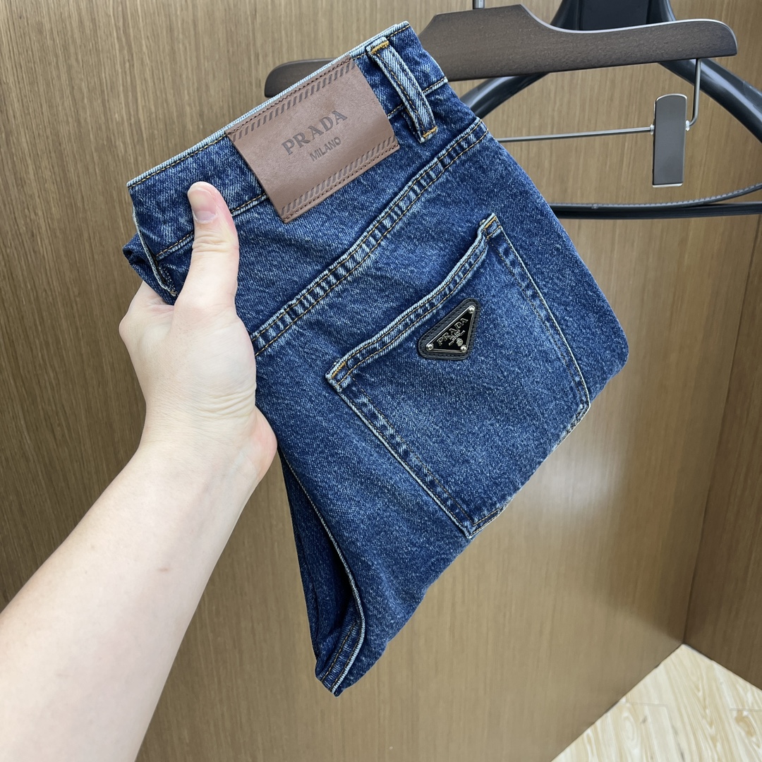 NO:123134,New PD High-end custom quality 25SS spring and summer latest original single jeans available at the counter simultaneously Original customized reproduction Customer-supplied hardware accessories Original single quality Imported denim fabric heavy-duty washing Fine workmanship wiring Excellent upper body, preferred single product A60 SIZE:29-36 No 35, jeans, alexander wang19860909新款 PD 高端定制品质 25SS春夏最新款原单牛仔裤 柜台同步发售 原版定制复刻 客供五金辅料 原单品质 进口牛仔面料重工洗水 做工走线精细 上身绝佳,优选单品A60 SIZE:29-36无35,,jeans,alexander wang,Men's clothing