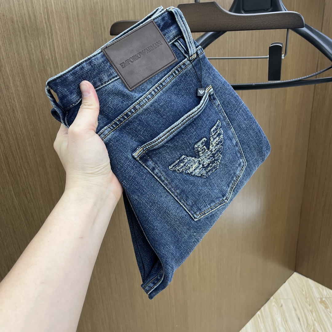 NO:504093,New AJ high-end custom quality 25SS spring and summer latest original single jeans available at the counter simultaneously Original customized reproduction Customer-supplied hardware accessories Original single quality Imported denim fabric heavy-duty washing Fine workmanship routing Excellent upper body, preferred single product A60 SIZE:29-36 No 35, jeans, alexander wang19860909新款 AJ高端定制品质 25SS春夏最新款原单牛仔裤 柜台同步发售 原版定制复刻 客供五金辅料 原单品质 进口牛仔面料重工洗水 做工走线精细 上身绝佳,优选单品A60 SIZE:29-36无35,,jeans,alexander wang,Men's clothing