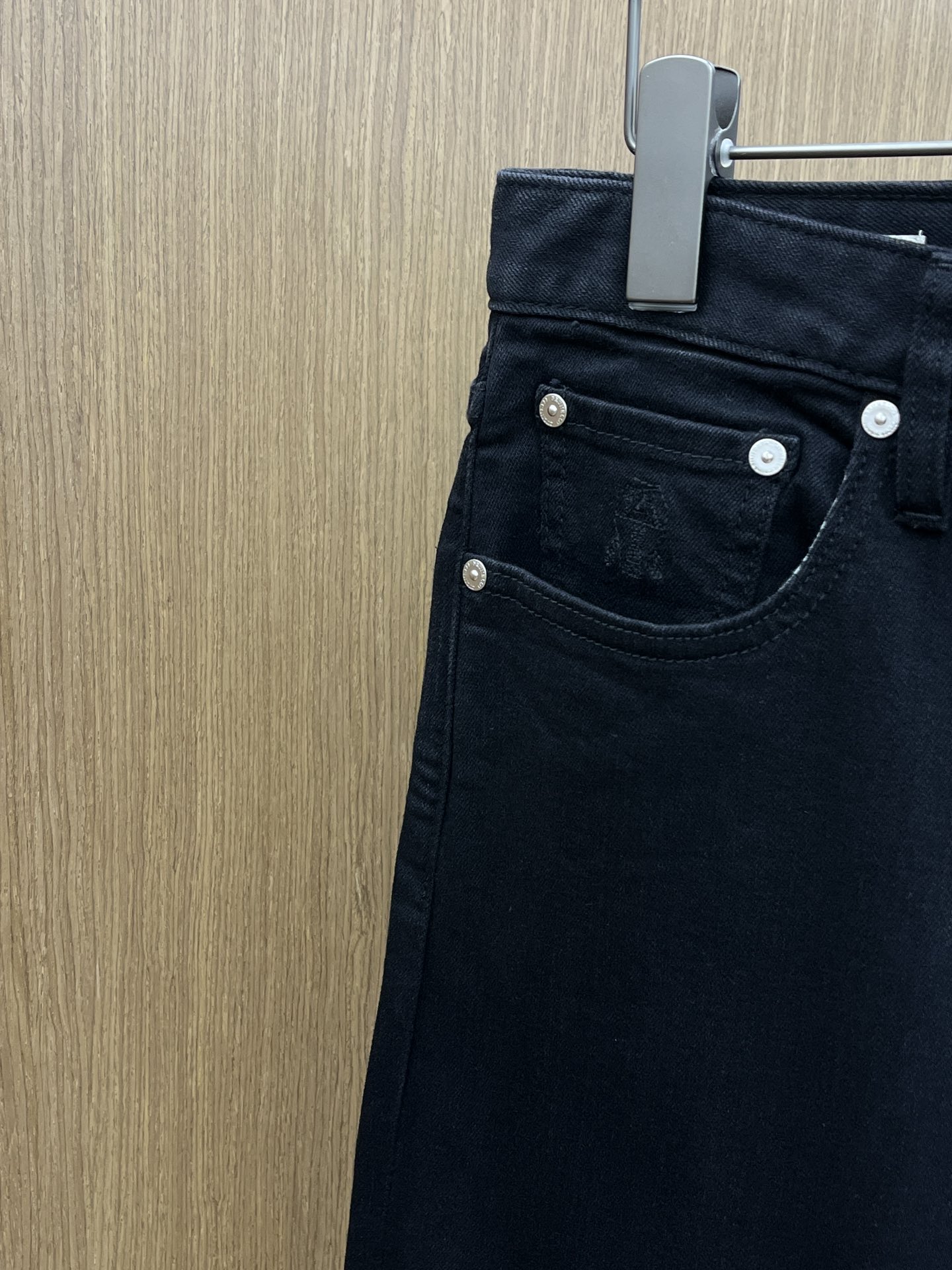 High-End Custom Quality Jeans with Original Monocrops for Spring-Summer - 图片 5