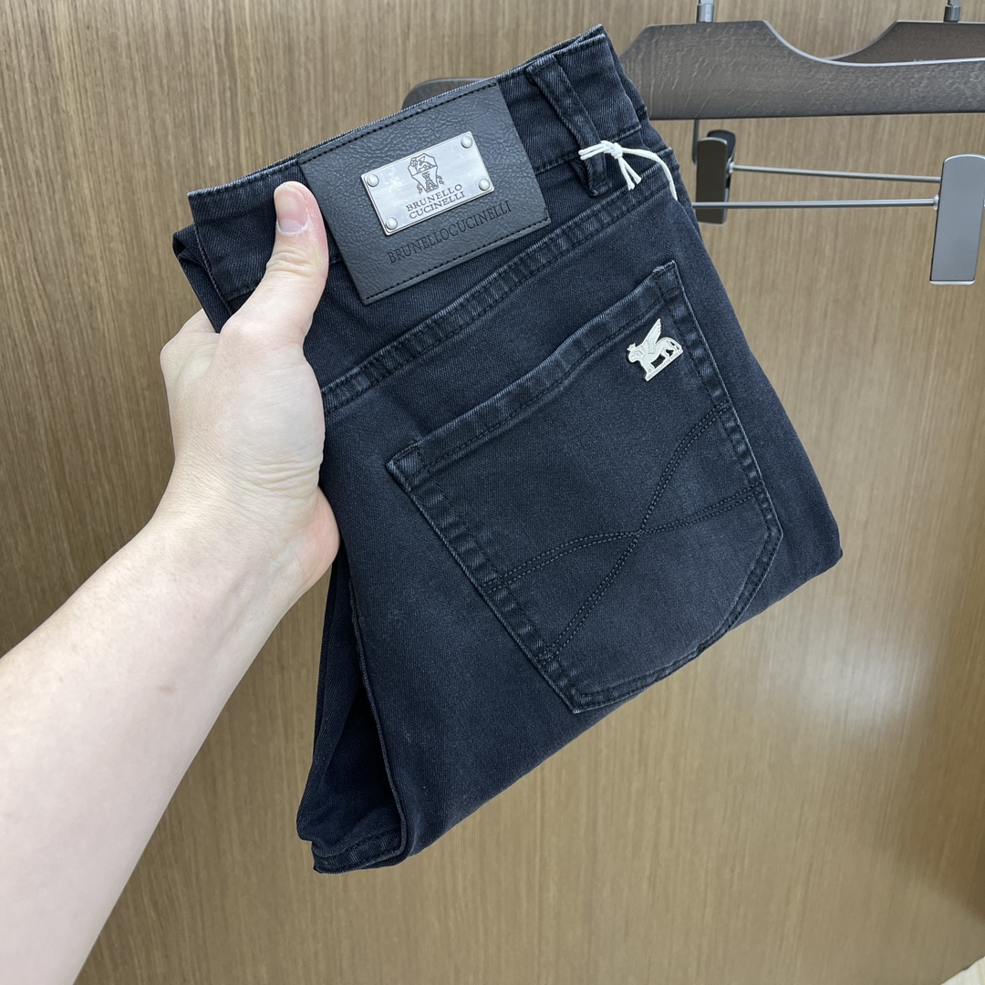 NO:123132,New BC high-end customization, 25SS spring and summer latest jeans are available at the counter simultaneously, imported color fixing fabrics, original custom reproduction, customer-supplied hardware and auxiliary materials, original quality, heavy industry washing, fine workmanship and excellent upper body!  Preferred single product produced by fax, number 29-38 without 35.37, jeans, alexander wang19860909新款 BC高端定制、25SS春夏最新款牛仔裤 柜台同步发售 进口固色面料 原版定制复刻 客供五金辅料 原单品质 重工洗水 做工走线精细 上身绝佳！优选单品 fax出品 码数29-38无35.37,,jeans,alexander wang,Men's clothing