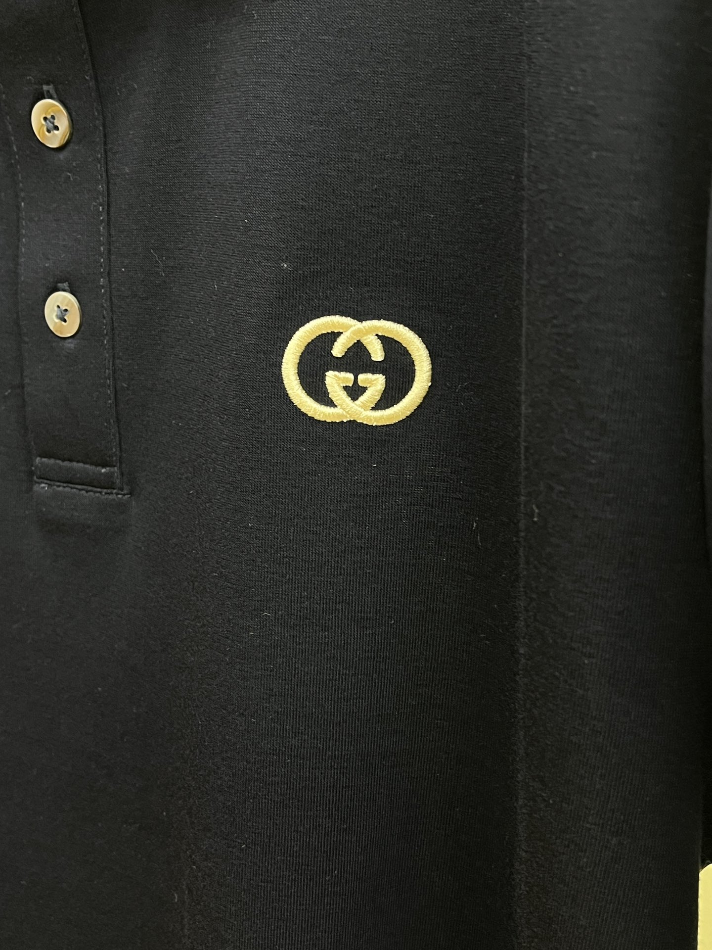 新款  Guc 高品质 25早春新款短袖yyds😍 日常出门闭眼搭
定制朱地弹力棉面料短袖Polo衫T恤