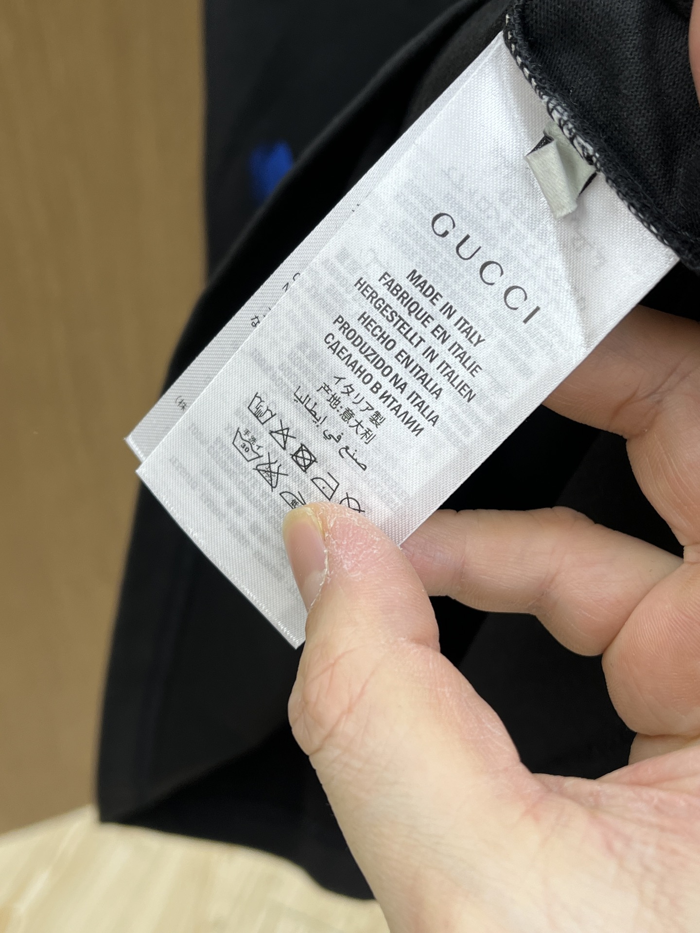 新款   Guc 🔥🔥高定面料 玉蚕丝般的丝滑 2025春夏新品上市🍃时尚经典圆领短袖👍🏻时尚单品设计，