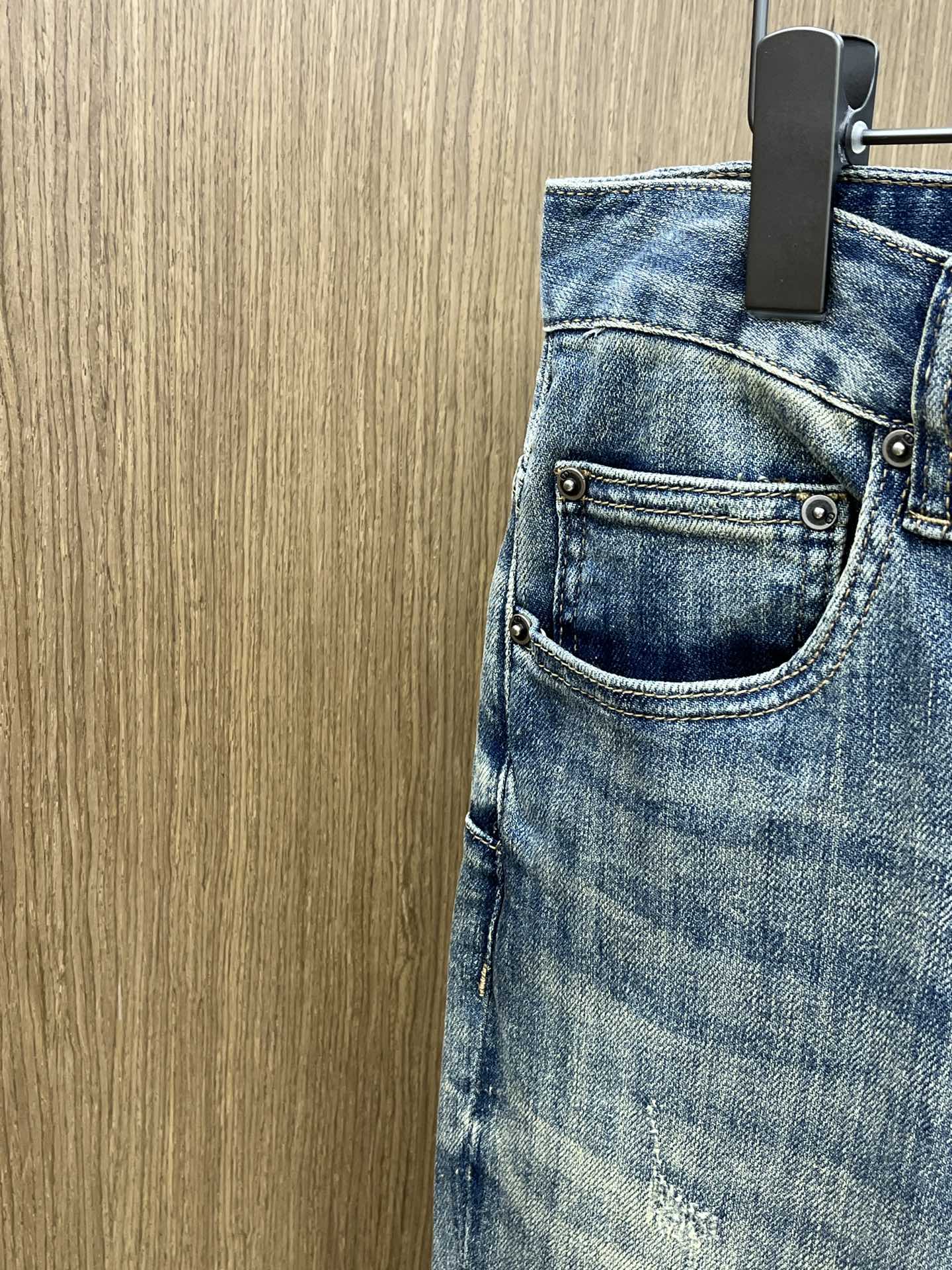  CD 🔥/ss😘春夏爆款新品 秋冬牛仔裤🆕柔软亲肤面料 重工定位洗水 专柜限量款 奢华感订制头层皮铭牌