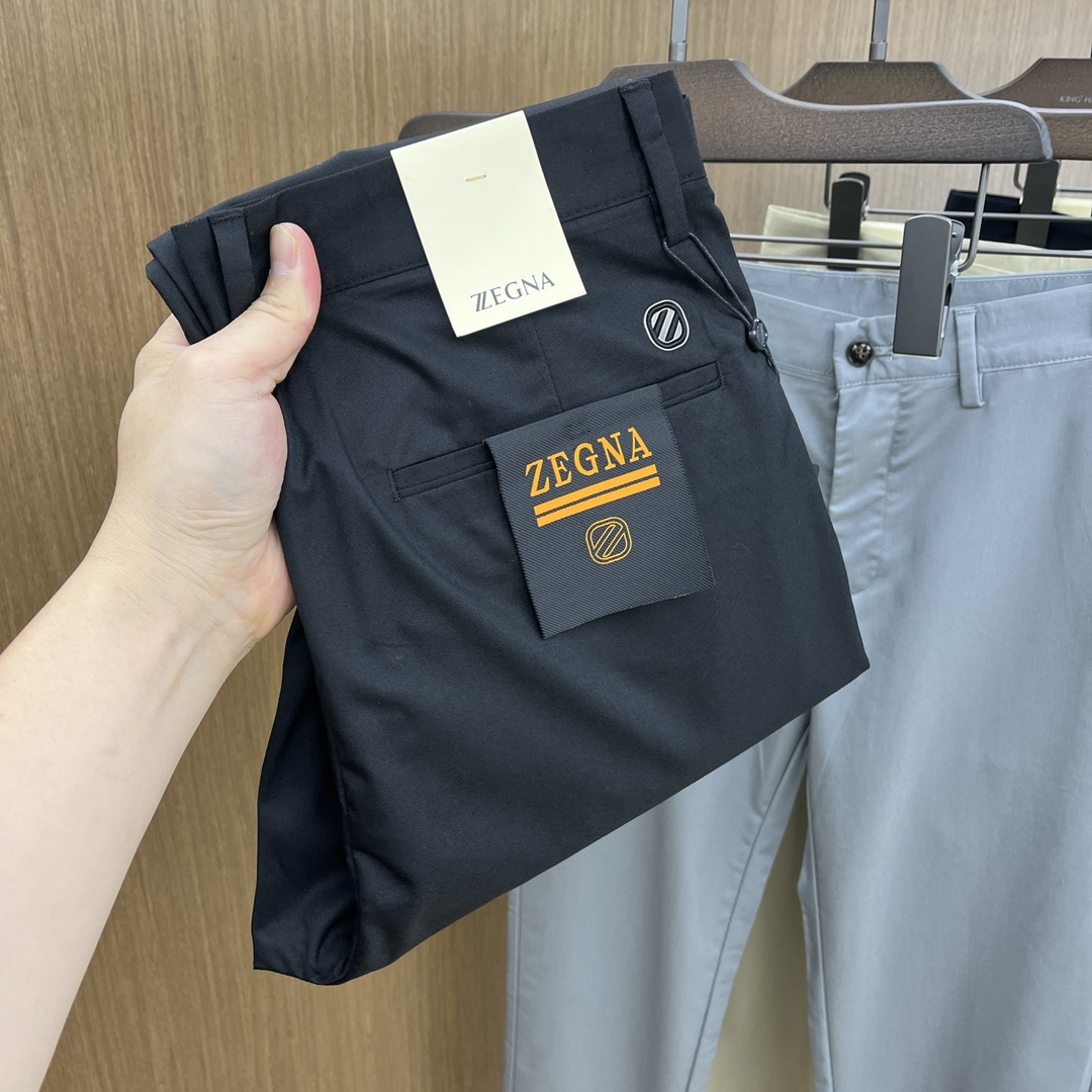 NO:484957,ZZ 1955ss Spring and Summer New Product, available on the official website simultaneously, men's high-end business casual trousers, high-end imported fabric, with elasticity, silicone letter pressing on the back, five combinations, namely classic and fashionable, combined tailor, unrestrained upper body effect, comfortable and breathable fax number 30-3837,,alexander wang19860909ZZ 1955ss春夏新品,官网同步有售,男士高端商务休闲西裤,高端进口面料,带弹力,后面采用硅胶字母压胶,五搭配,即经典又时尚,合体裁缝,上身效果无约束感 ,舒适透气fax 码数30-3837,,alexander wang,Men's clothing