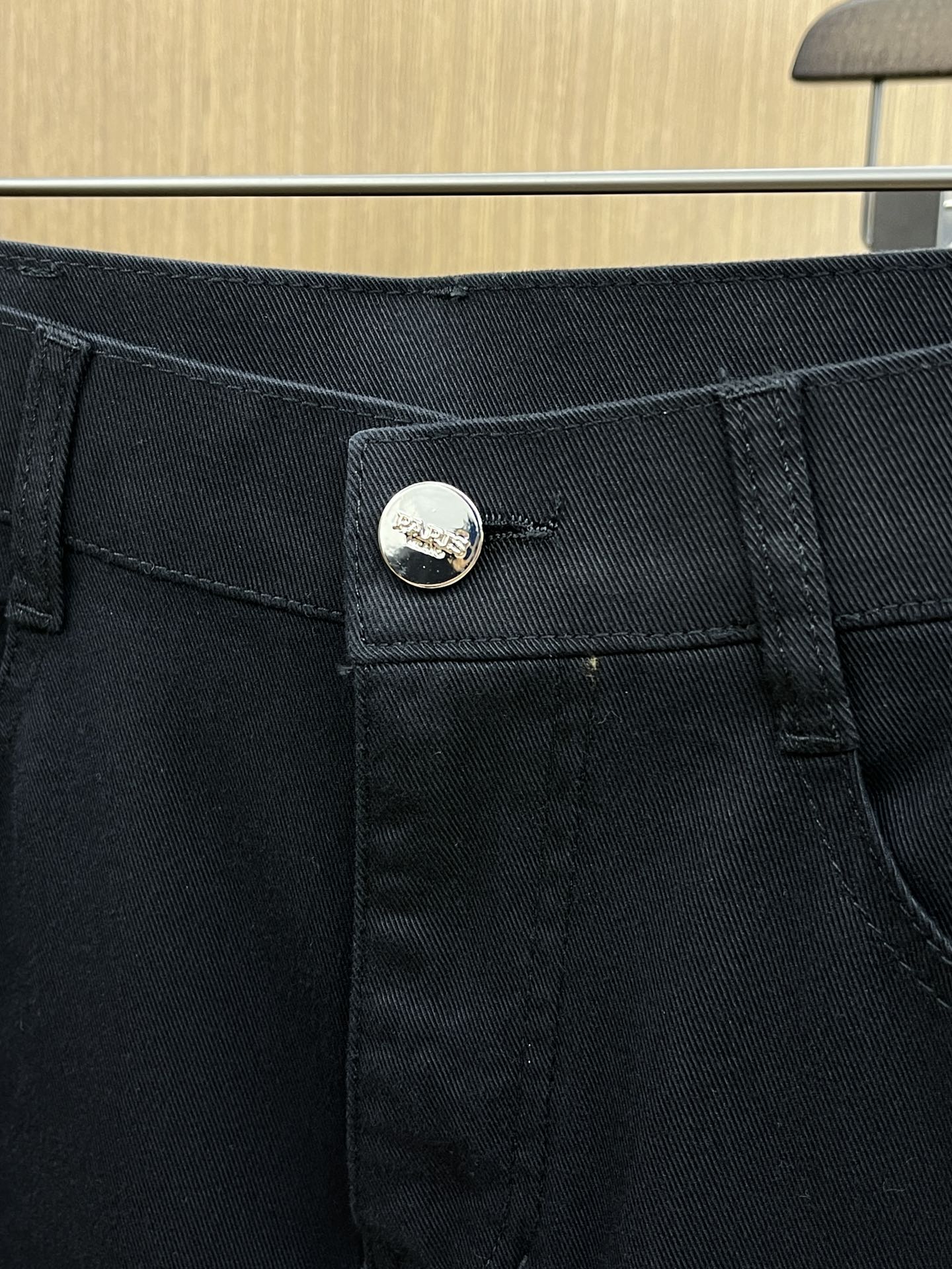  PD 🔥🔥高端定制、2025早春薄款最新款牛仔裤 柜台同步发售 小脚版型，进口固色面料 原版定制复刻 