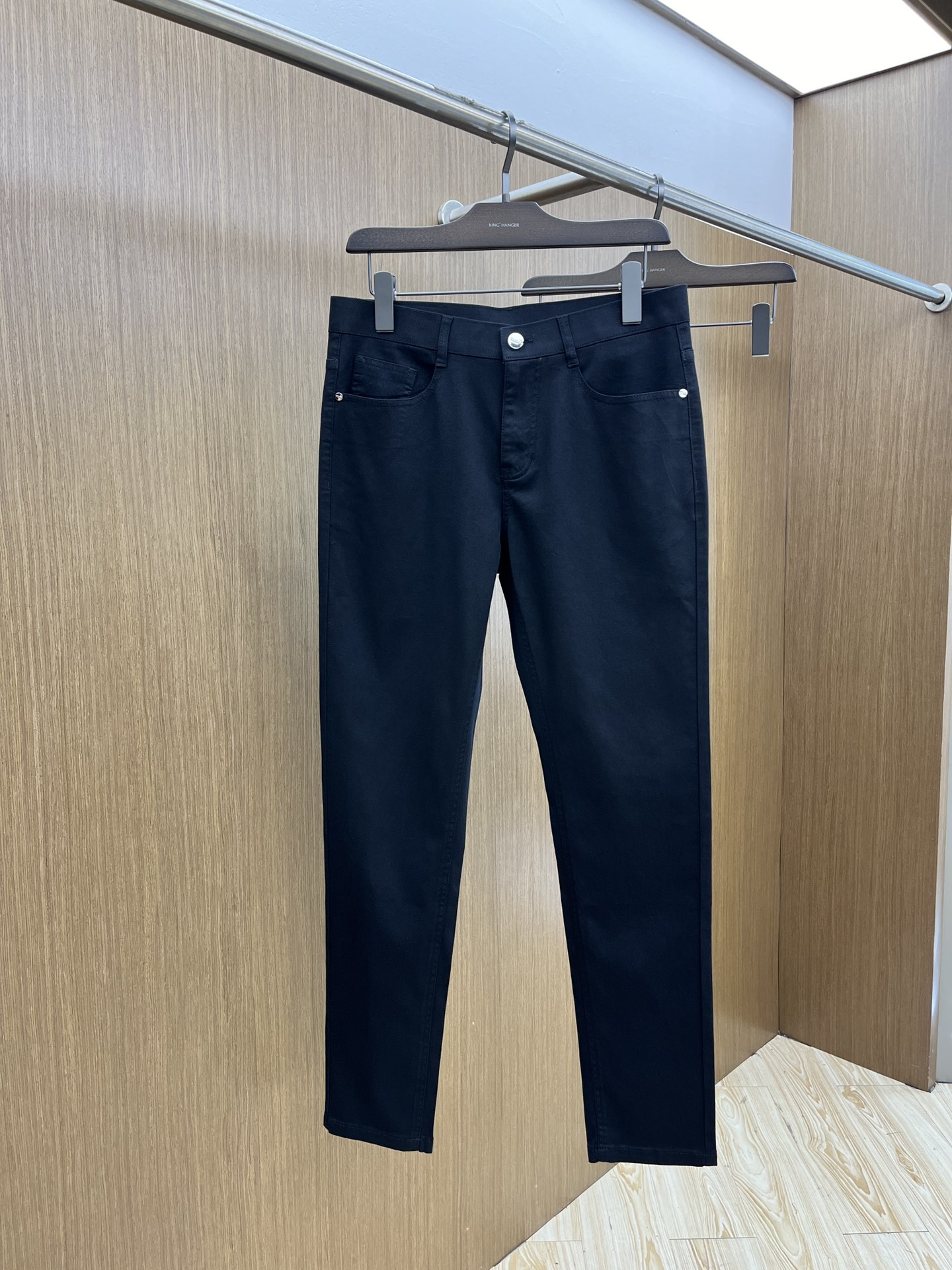  PD 🔥🔥高端定制、2025早春薄款最新款牛仔裤 柜台同步发售 小脚版型，进口固色面料 原版定制复刻 