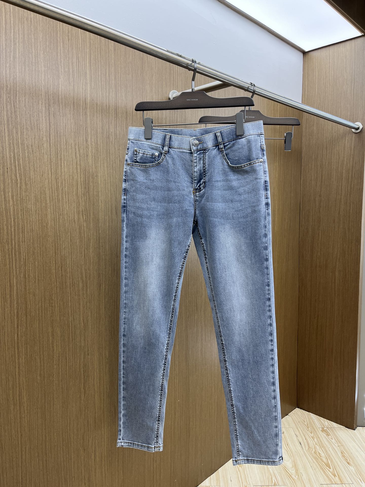 2025 Early Spring YSL Custom Jeans: High-End, Unique Design, Premium Quality, Limited Distribution. - 图片 2