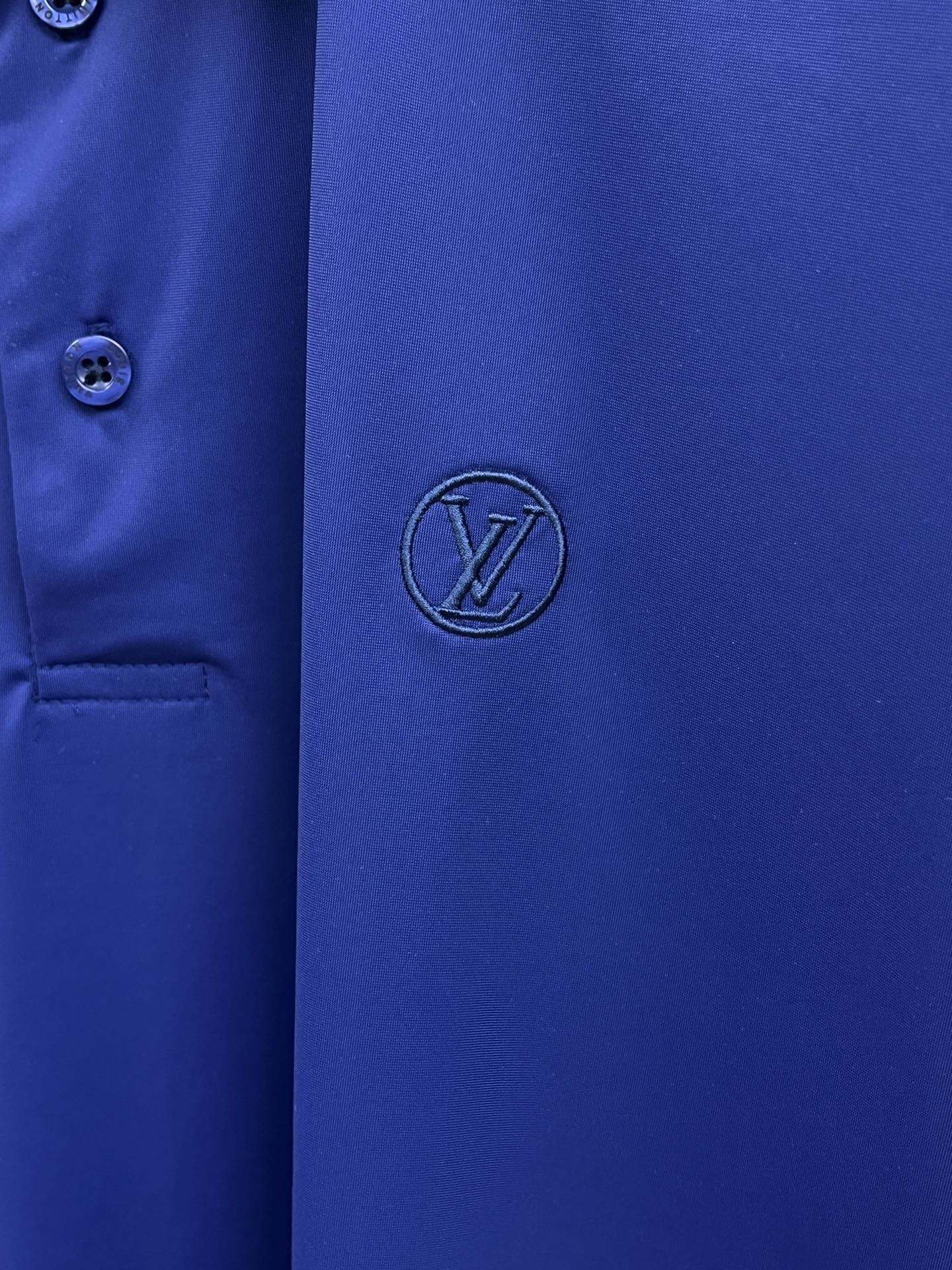 /套 LV 🔥🔥2045s春夏新品休闲套装 独家定制丝光棉棉面料，明星最爱时装味休闲简单大方 刺绣织带设